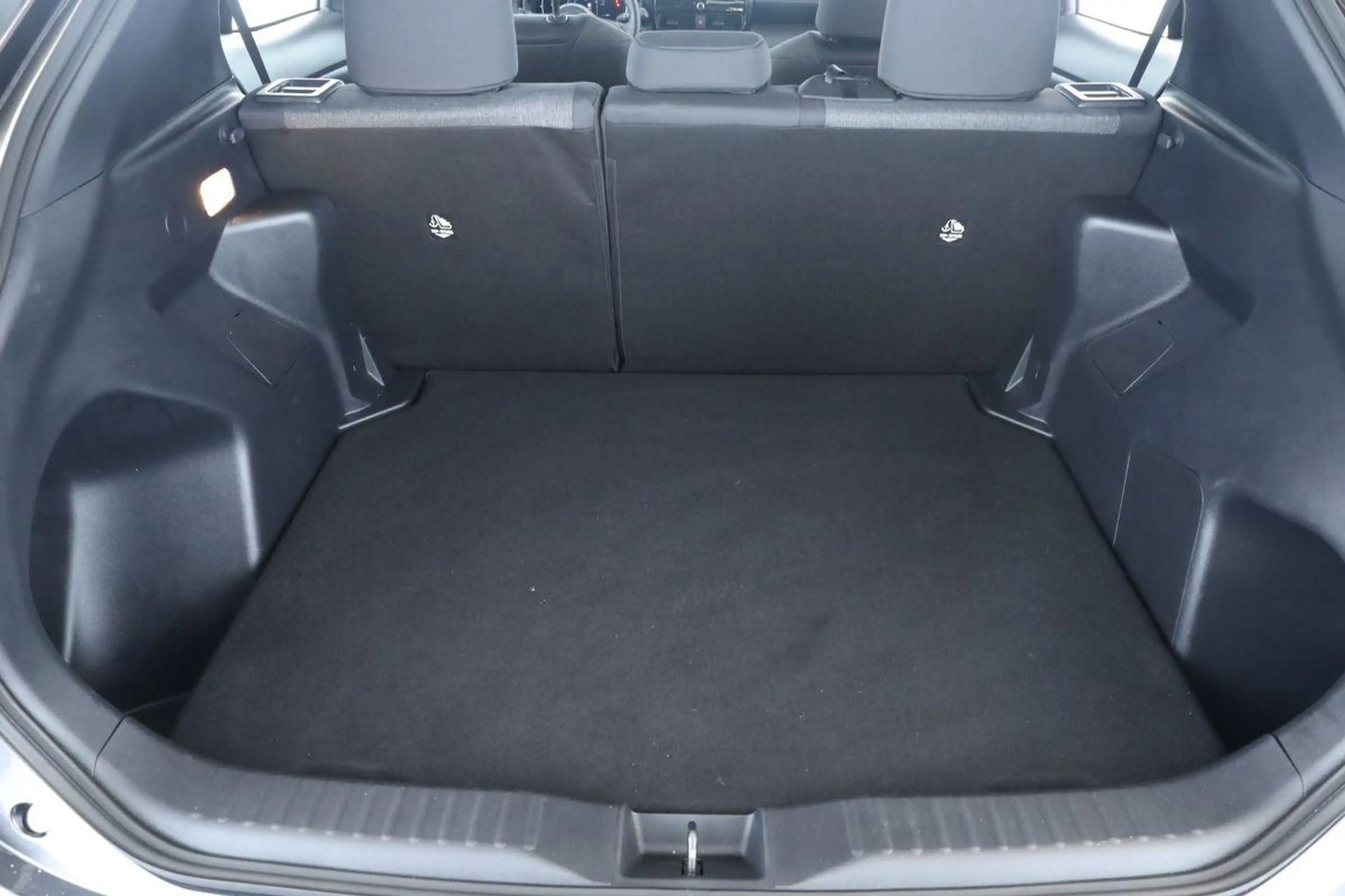 Toyota Yaris Cross Hybrid Teamplayer LED Nav SitzHZ Kam — photo 10