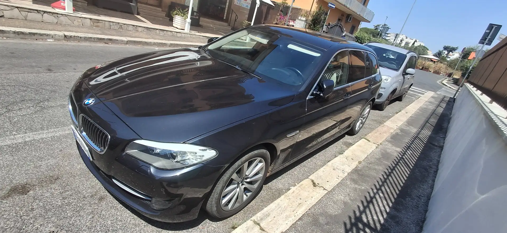BMW 530 Serie 5 F11 Touring530d Touring xdrive Futura auto - 1