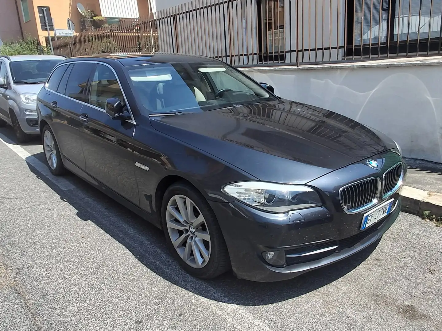 BMW 530 Serie 5 F11 Touring530d Touring xdrive Futura auto - 2