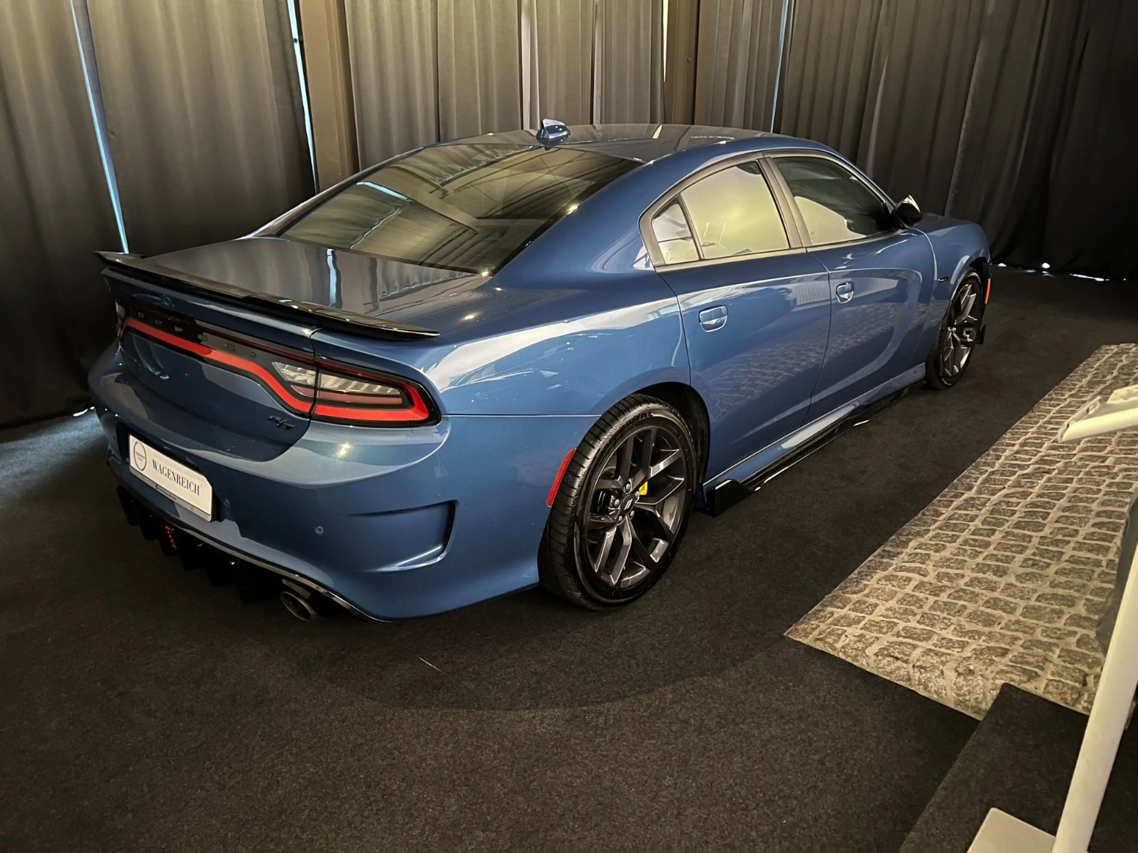 Dodge Charger SRT 5.7 V8*KEYLESS*SHZ*NAVI*TEM — photo 12