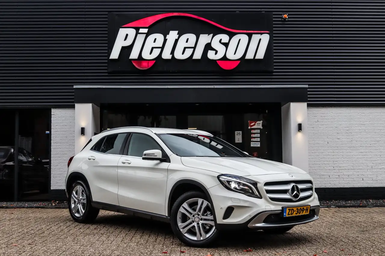 Mercedes-Benz GLA 180