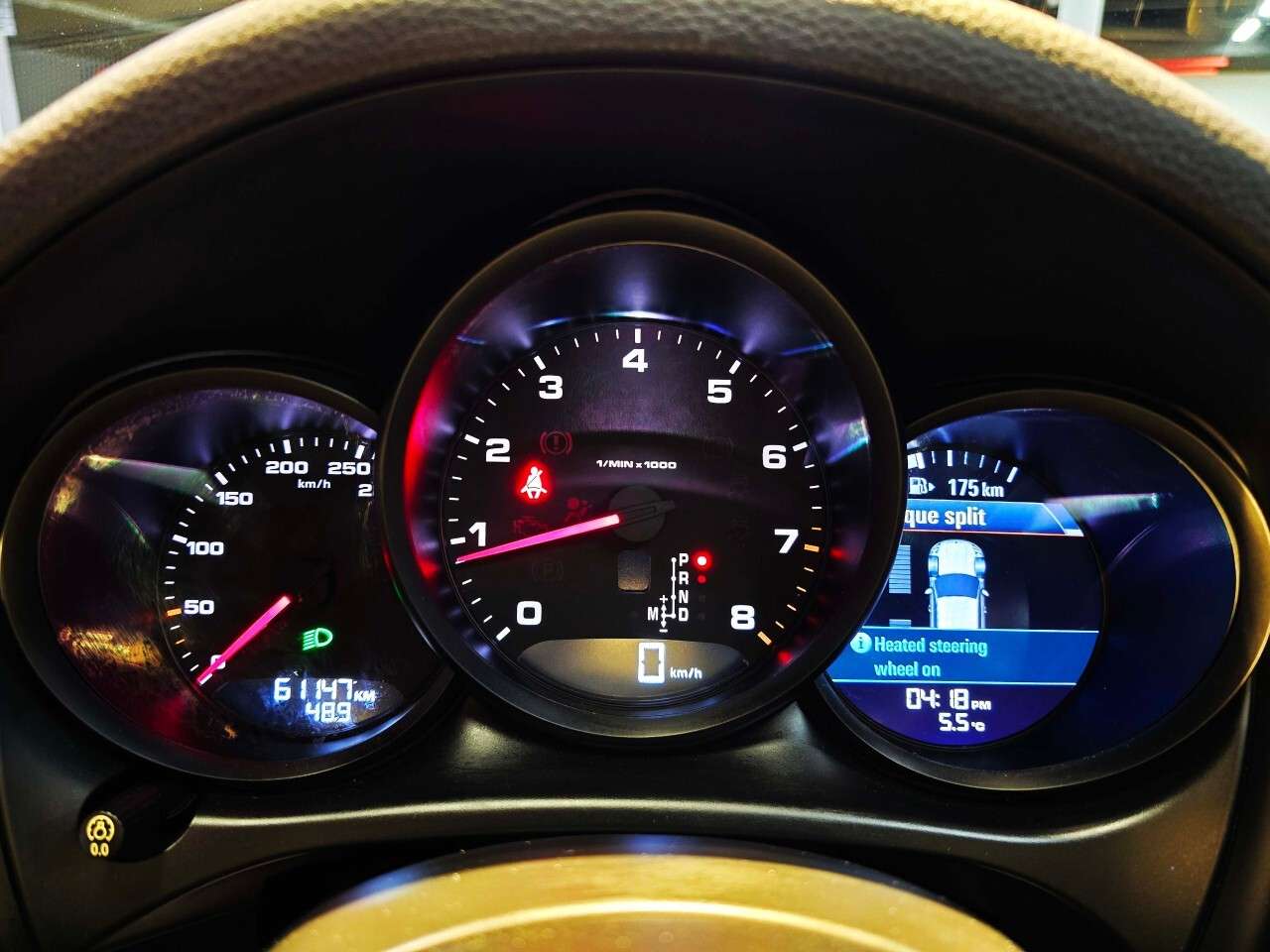 2019 Porsche Macan OneOwner/Chrono/Pano/Certified/Finance thumb 25