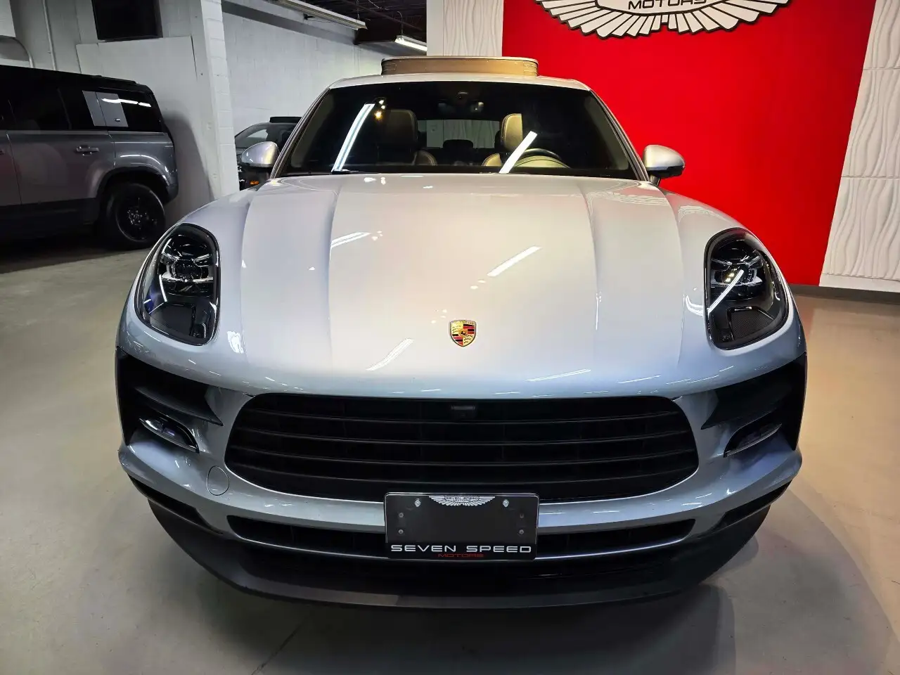 Porsche Macan снимка Porsche Macan