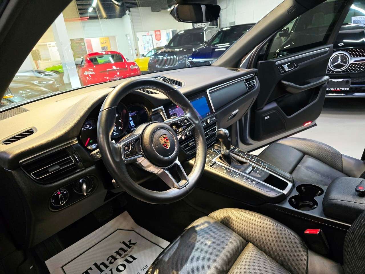 2019 Porsche Macan OneOwner/Chrono/Pano/Certified/Finance thumb 9