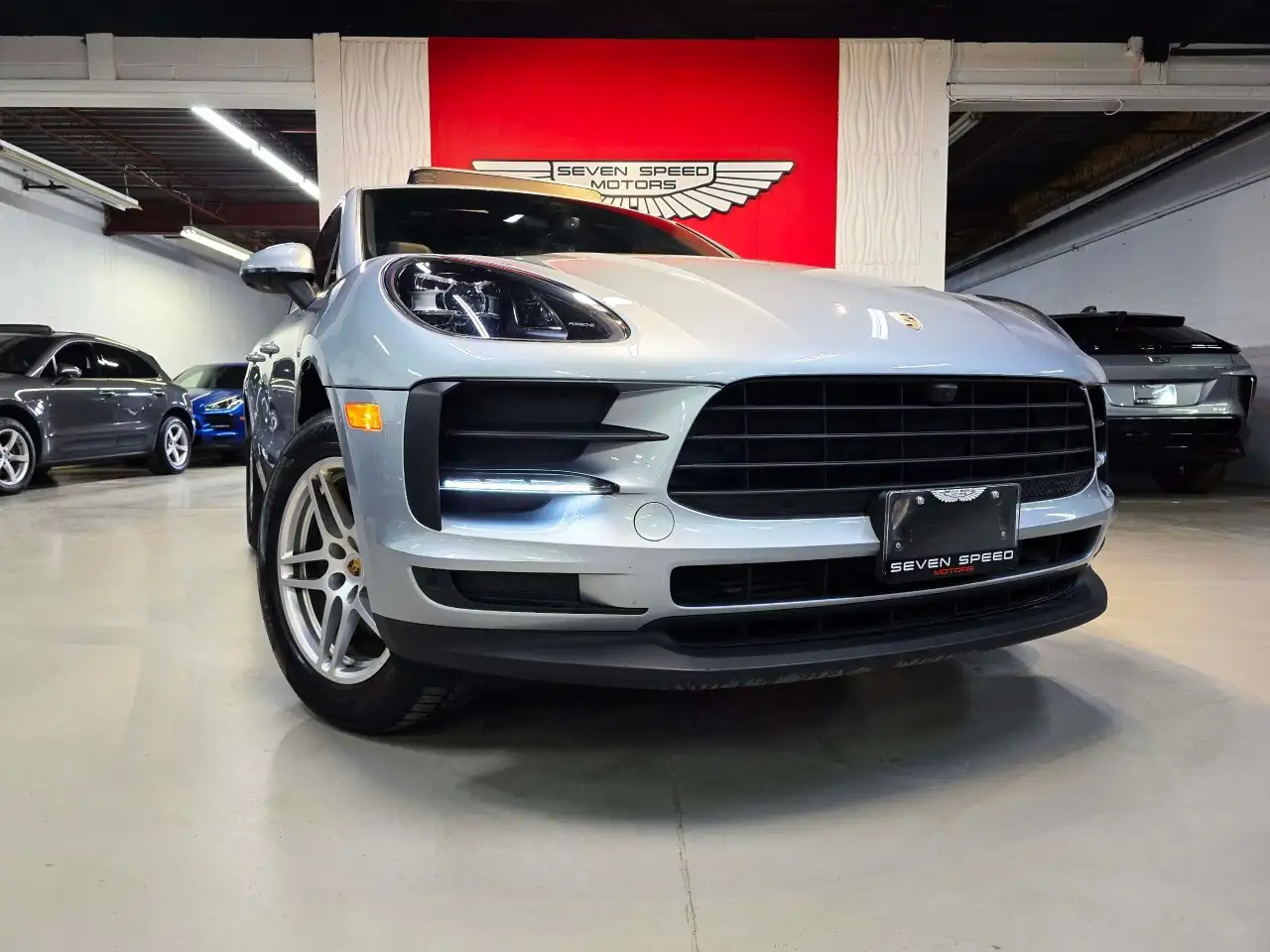Porsche Macan снимка Porsche Macan