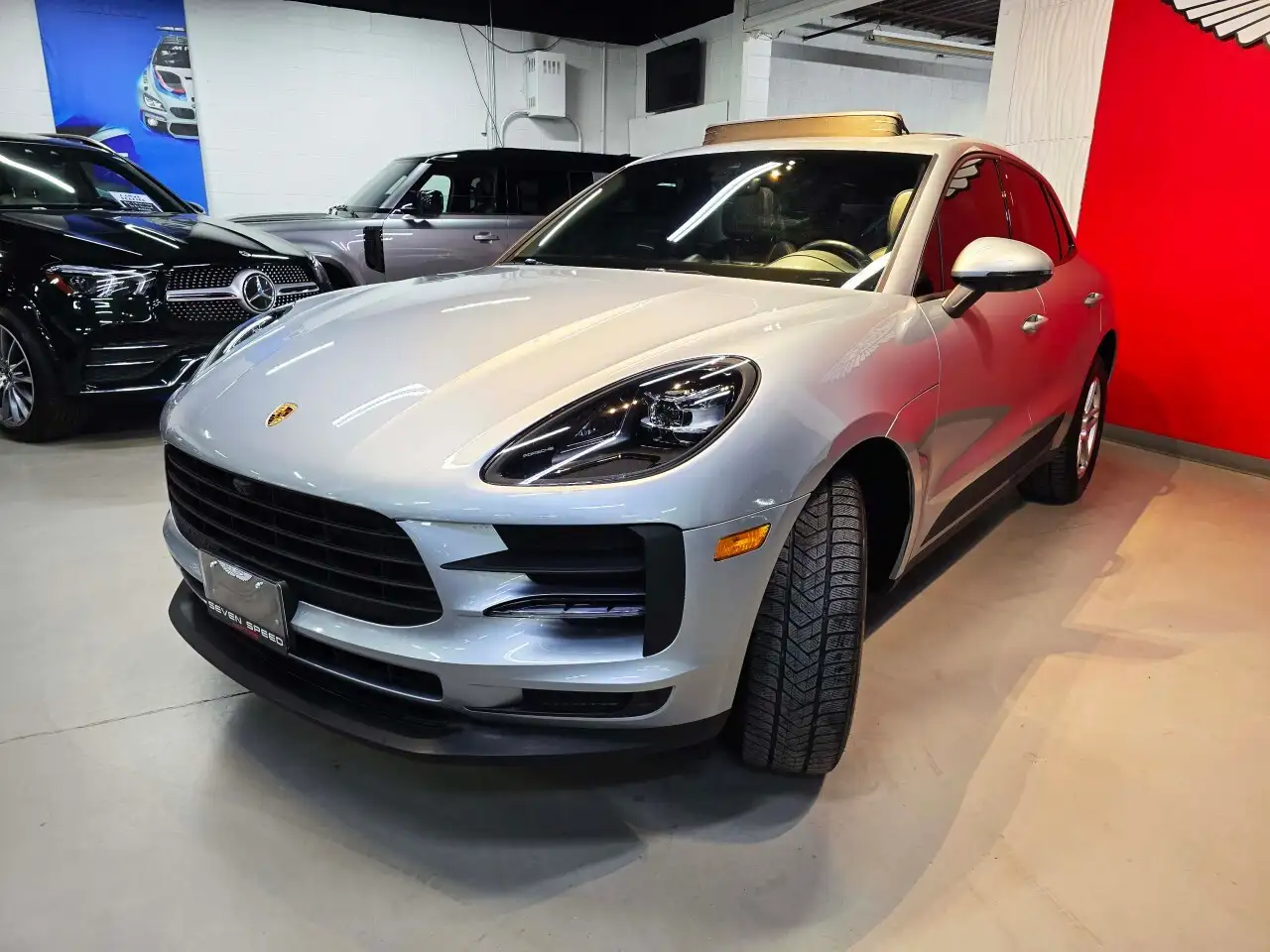 Porsche Macan снимка Porsche Macan