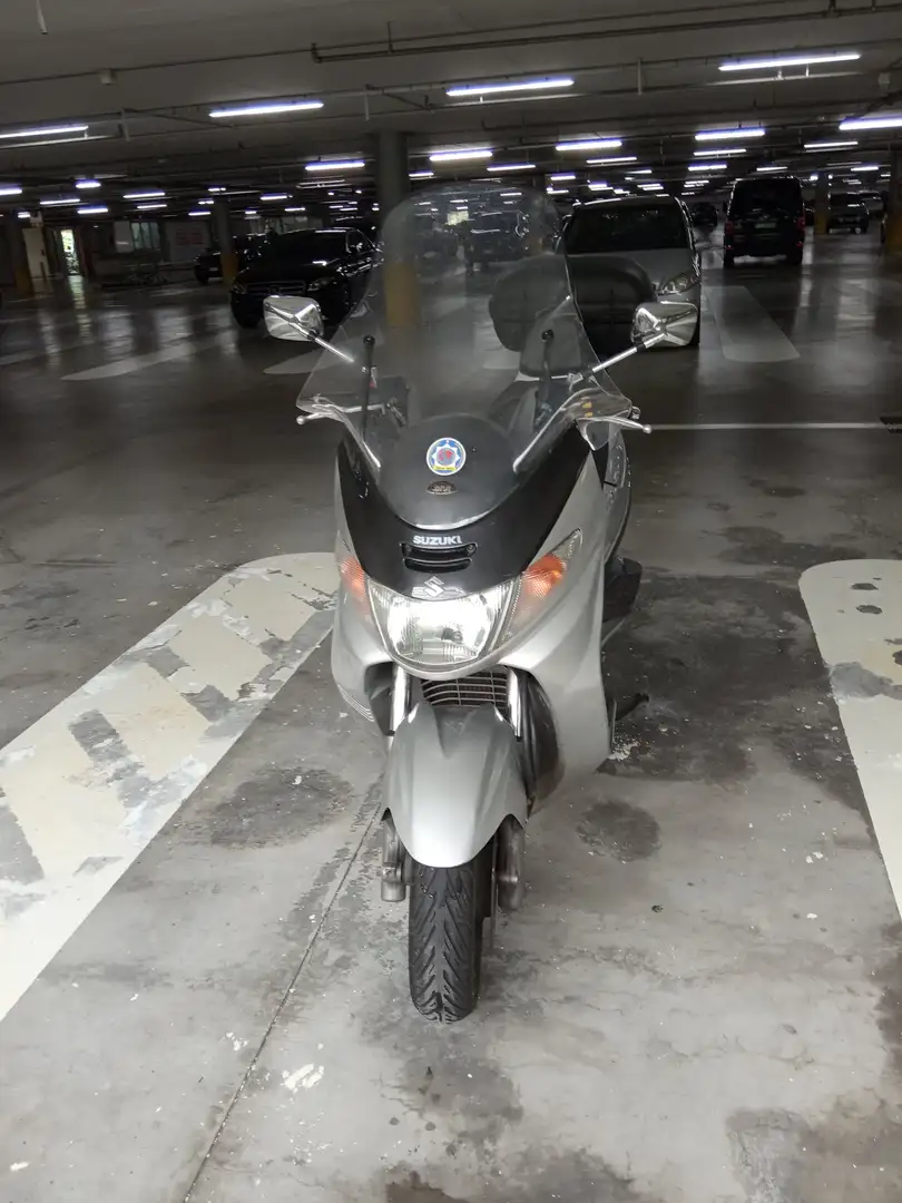 Suzuki Burgman 400 base Gris - 1