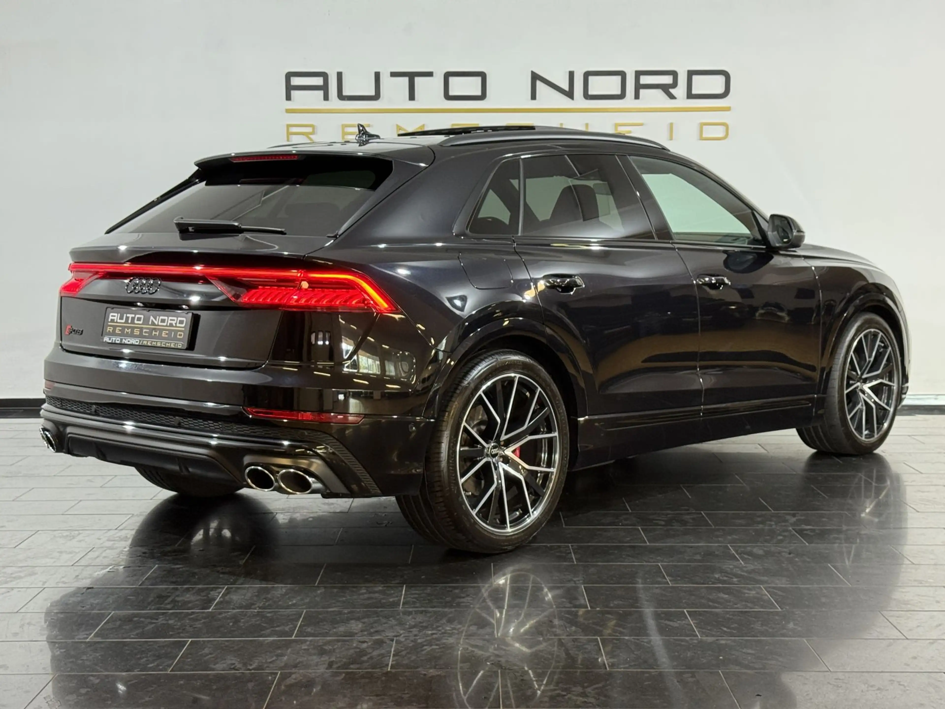 Audi SQ8 4.0 TDI q. *Pano*Matrix*S-Sitz*B&O*Kamera* — photo 6