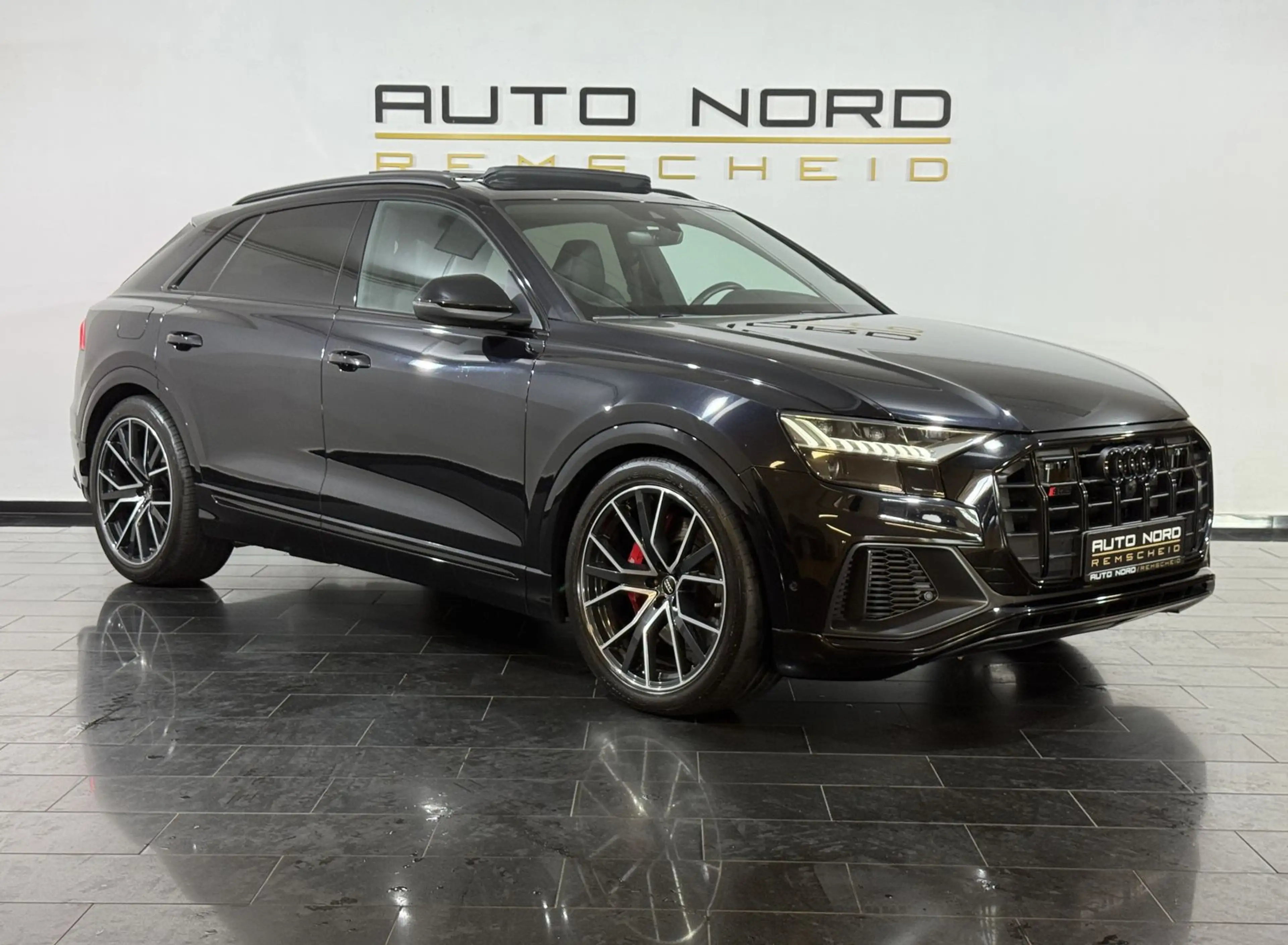 Audi SQ8 4.0 TDI q. *Pano*Matrix*S-Sitz*B&O*Kamera* — photo 3