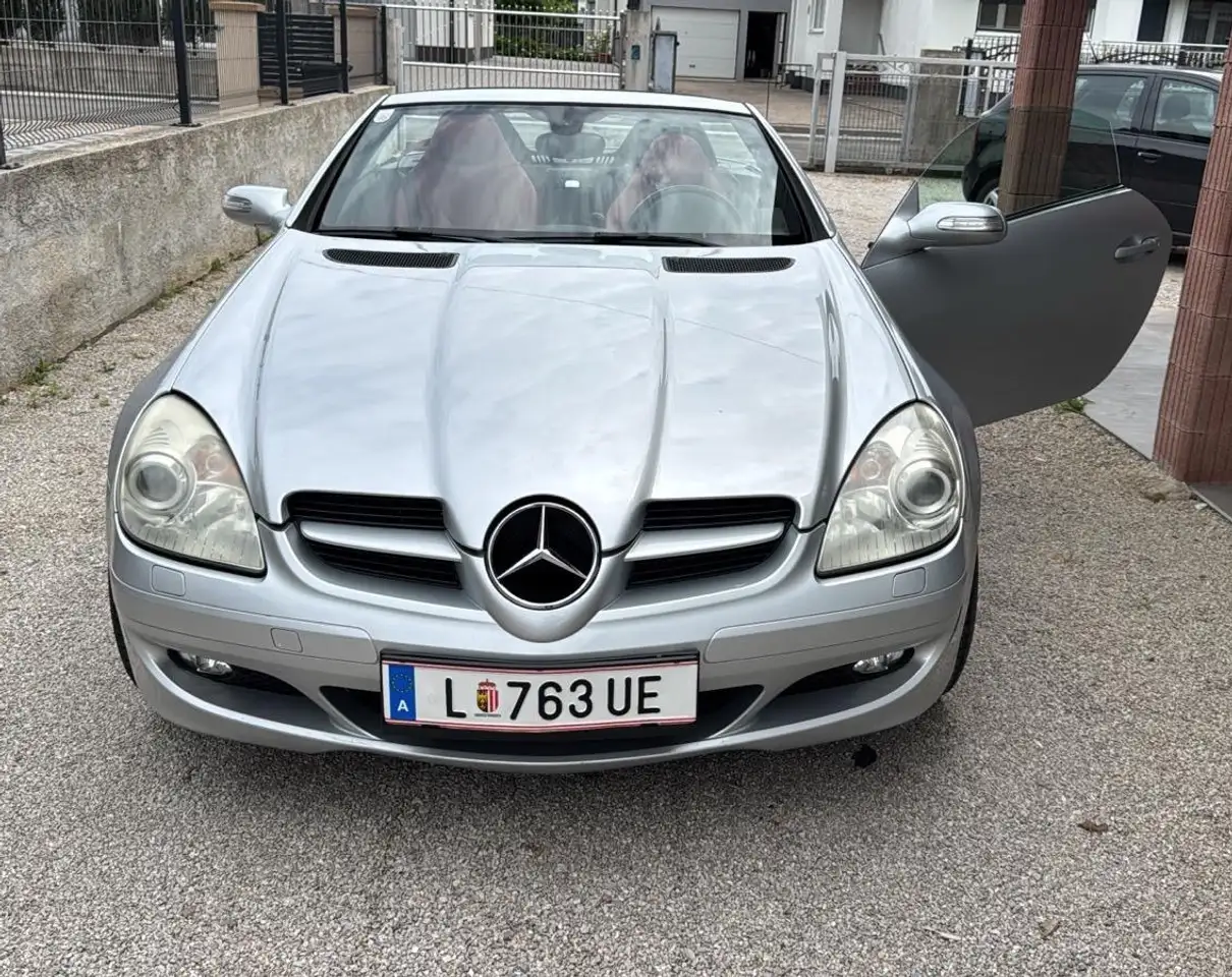 Mercedes-Benz SLK 200