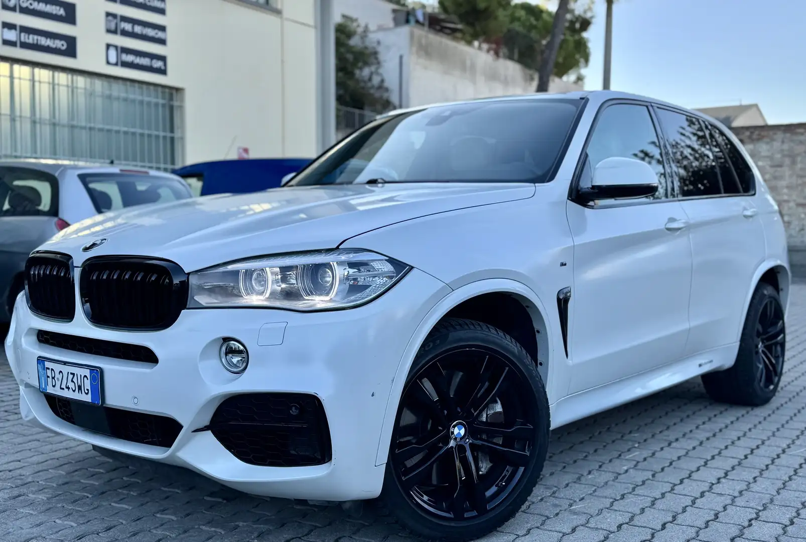 BMW X5 M M50d Catena distribuzione nuova!! Wit - 1