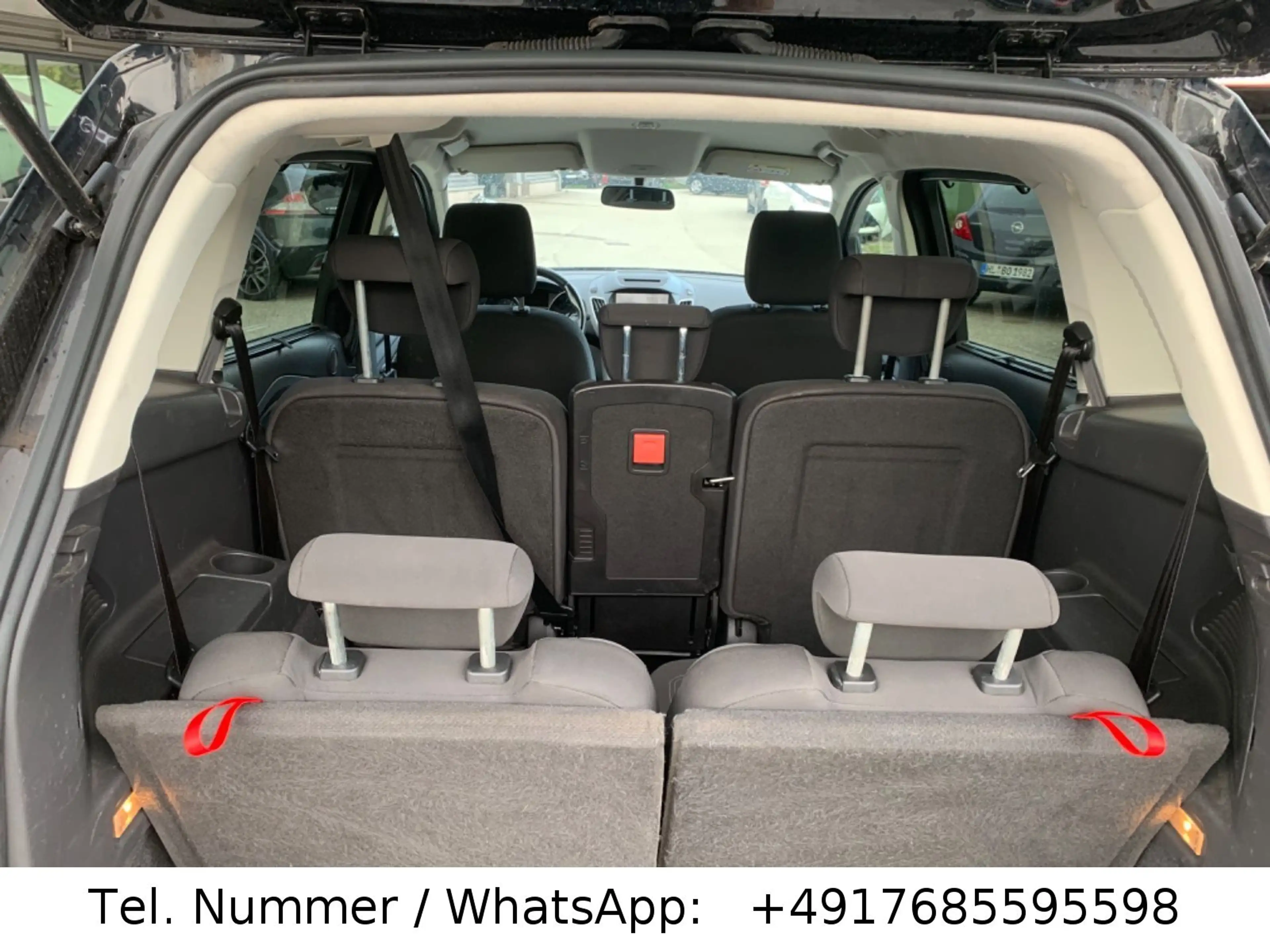 Ford Grand C-Max Grand C-MAX Cool & Connect — photo 10