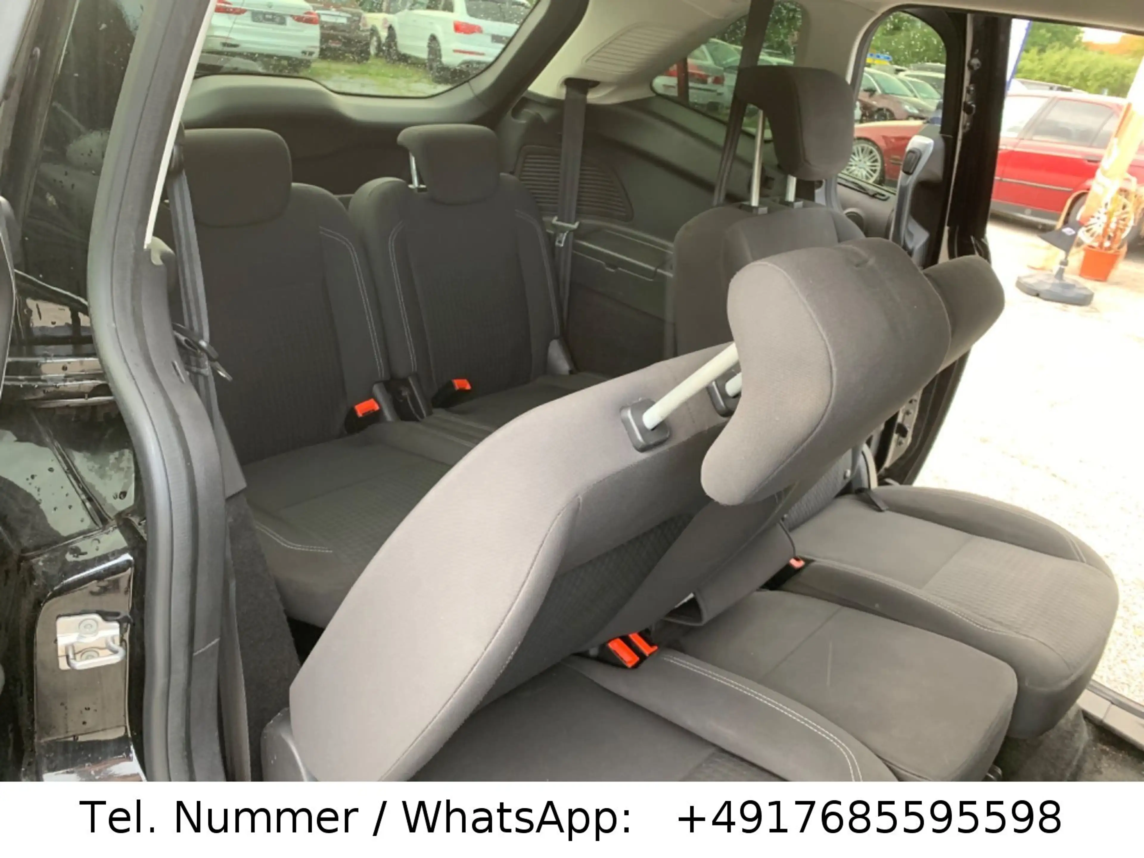 Ford Grand C-Max Grand C-MAX Cool & Connect — photo 11