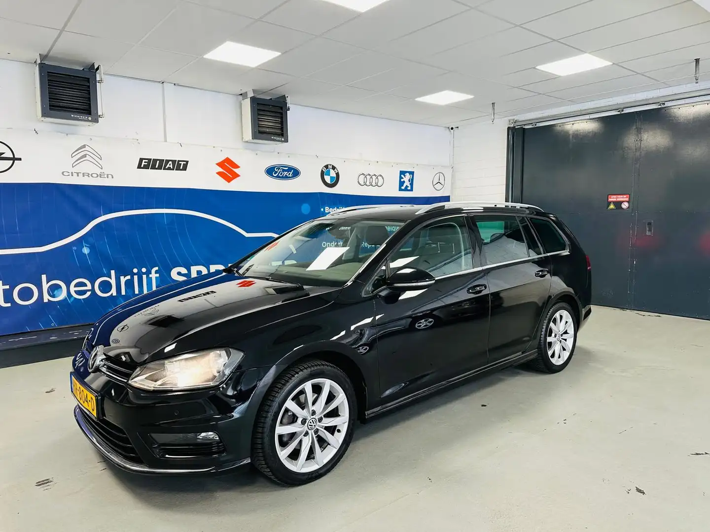 Volkswagen Golf Variant 1.2 TSI Business Edition Connected R AUTOMAAT/CRUI Noir - 2