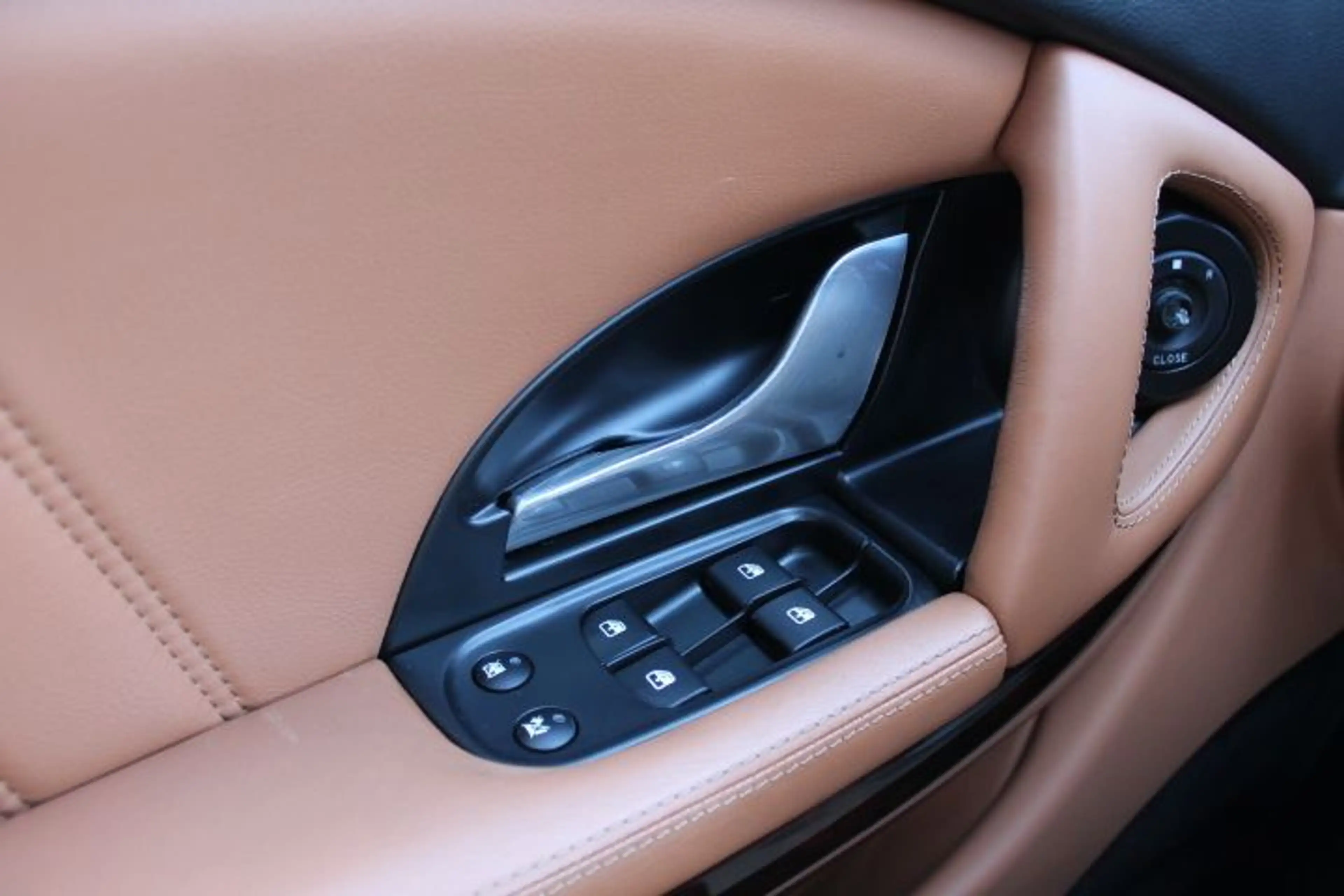 Maserati Quattroporte Sport GT DuoSelect — photo 13