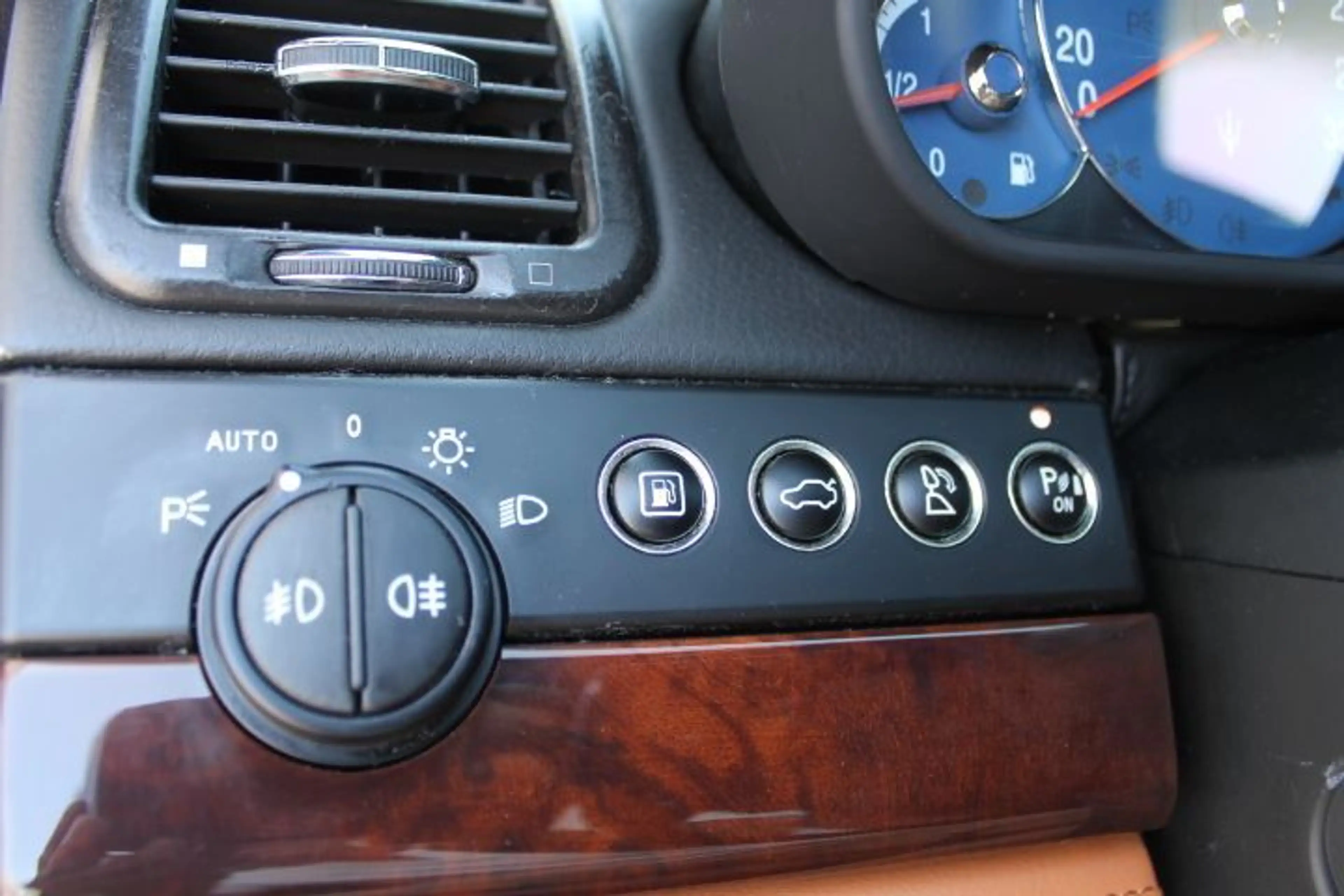 Maserati Quattroporte Sport GT DuoSelect — photo 16