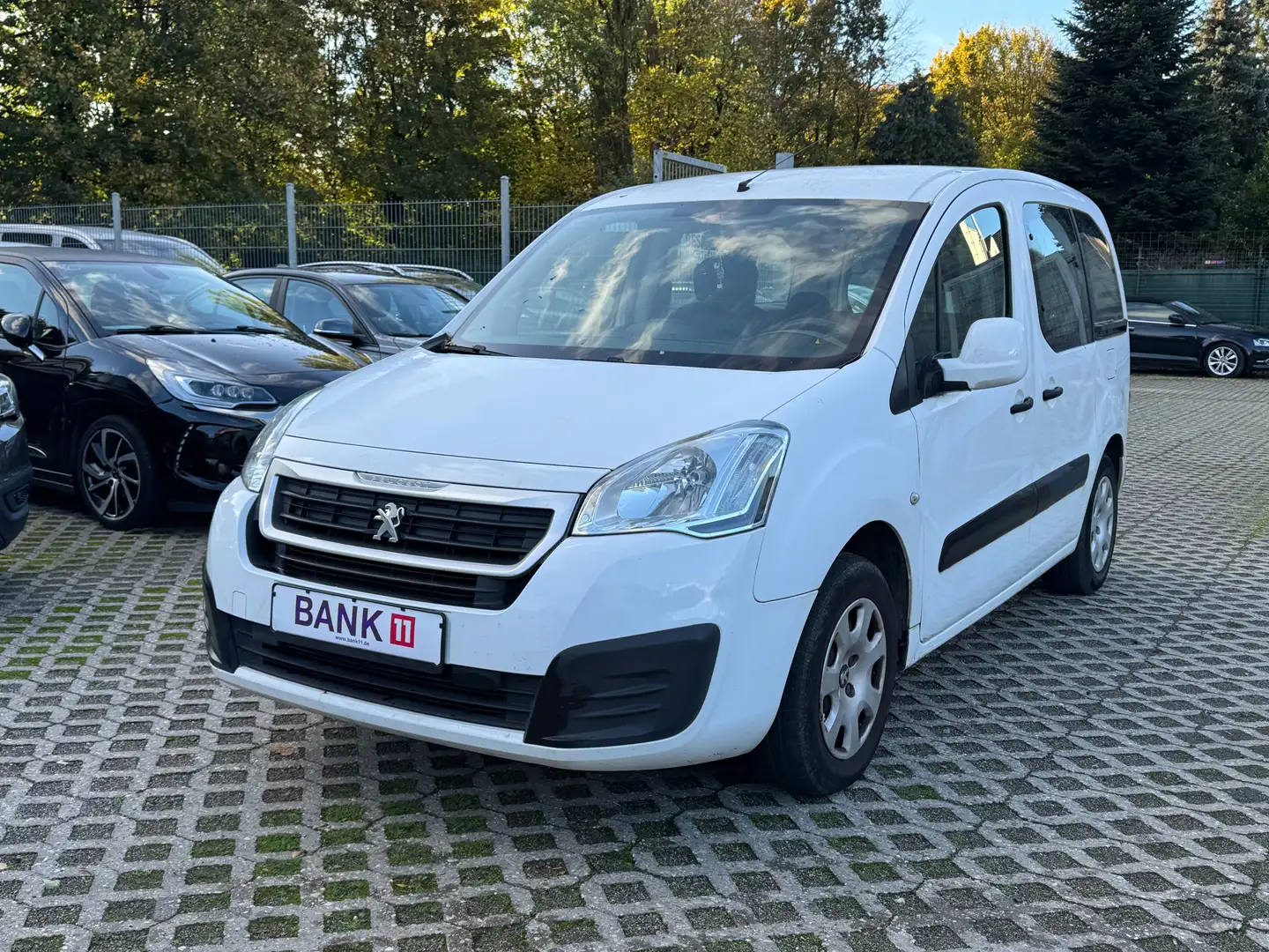 Peugeot Partner 1,6d*5 Sitzer*Klima Weiß - 1