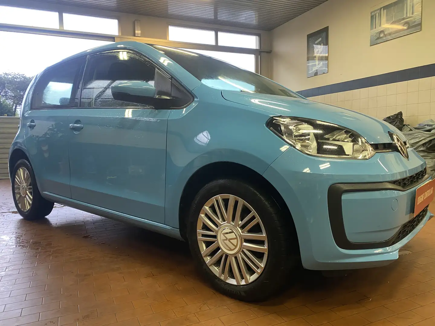 Volkswagen up! 5p 1.0 evo Move 65cv - 1
