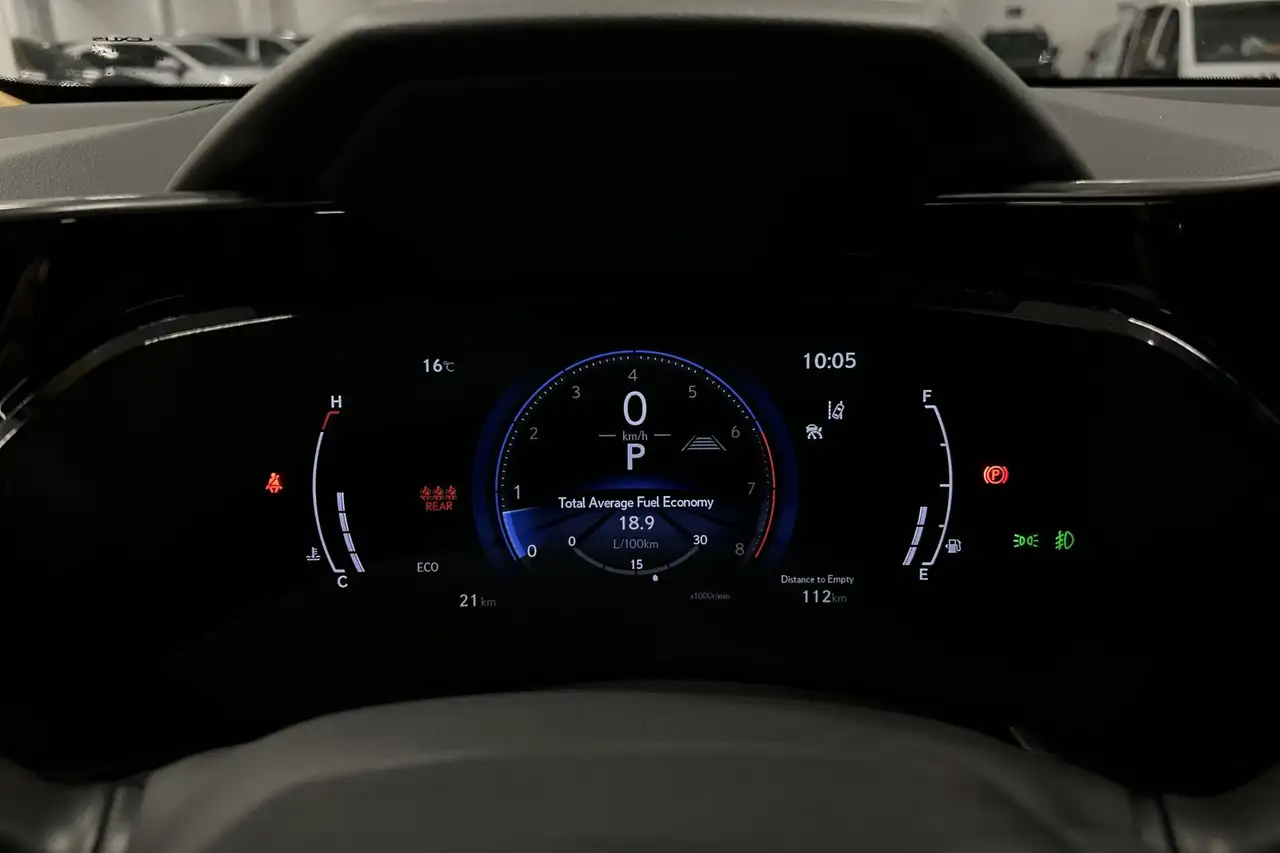 Lexus NX снимка Lexus NX