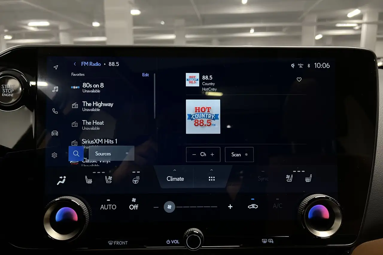 Lexus NX снимка Lexus NX
