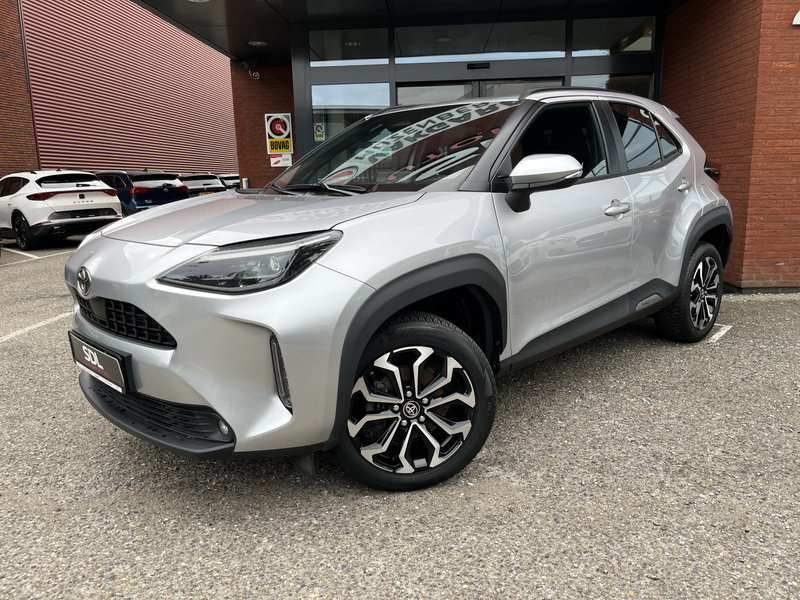 Toyota Yaris Cross 1.5 Hybrid 115 First Edition // ADAPT. CRUISE // K — photo 2
