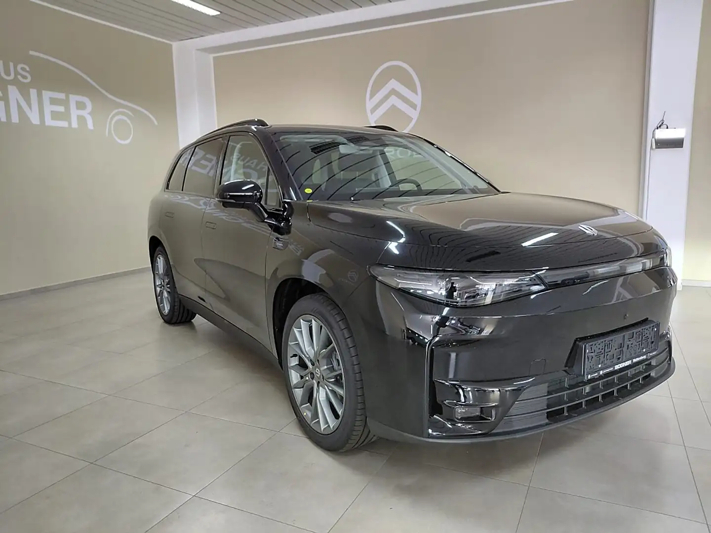 Leapmotor C10 Elektro AWD 81,9kWh Design ProMax Schwarz - 2