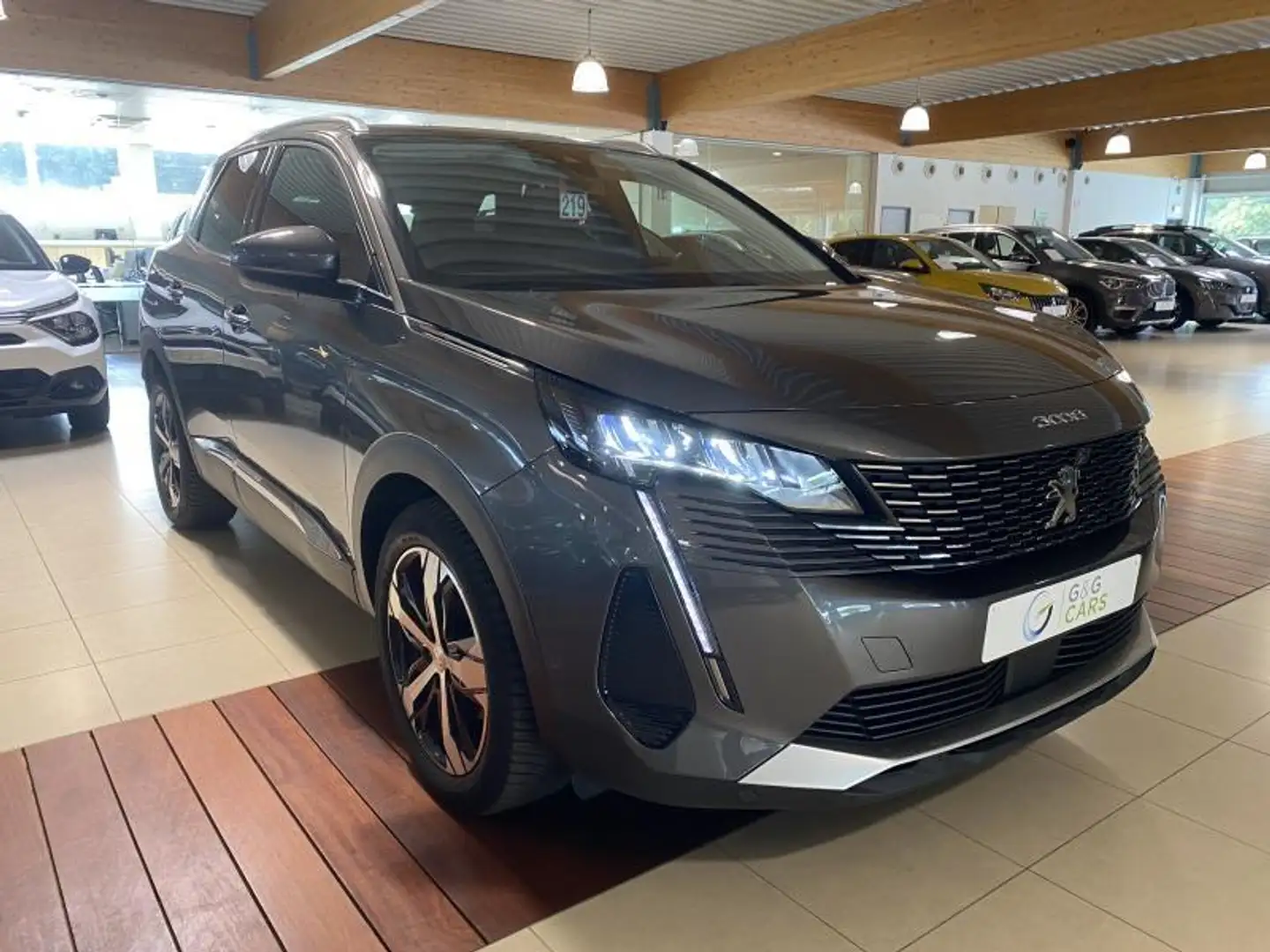 Peugeot 3008 Allure Pack - AUTOMATIQUE Gris - 1
