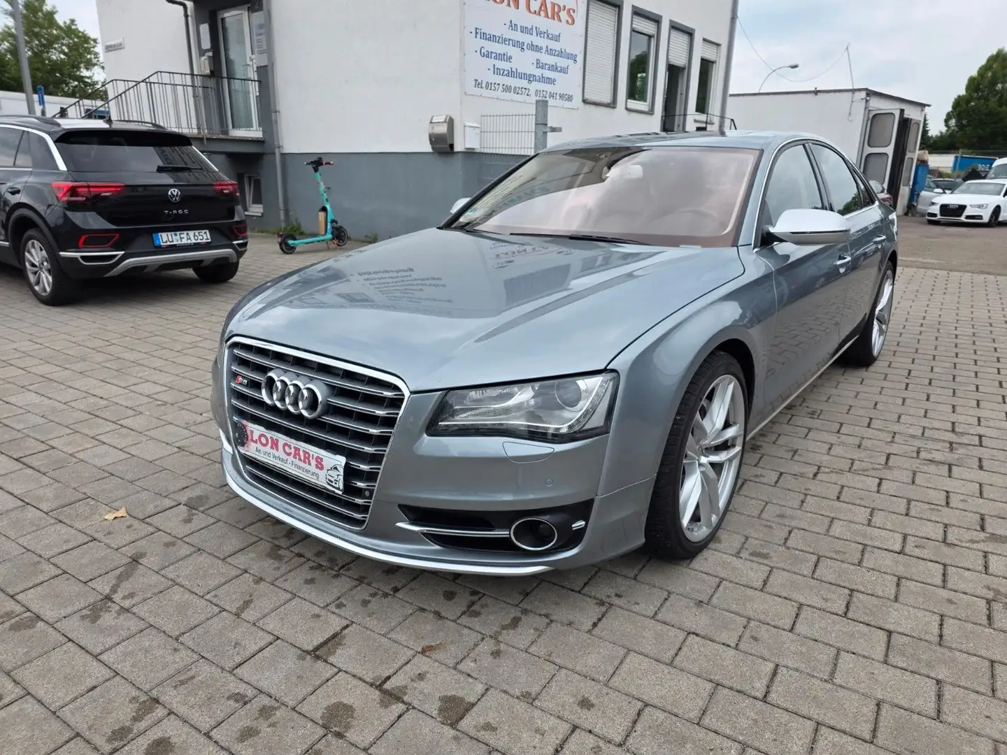 Audi A8 4.2 TDI Quattro Navi/Kamera/SoftClose/Massage Grau - 1