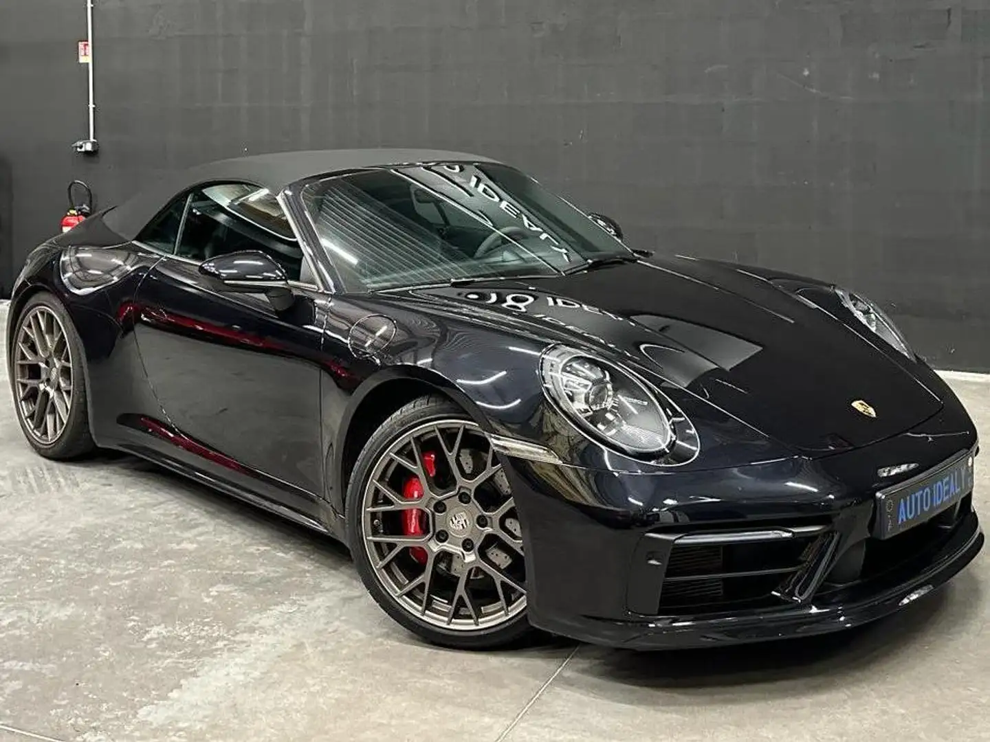 Porsche 992 911 Carrera 4S Cabriolet 3.0i 450 PDK Schwarz - 1