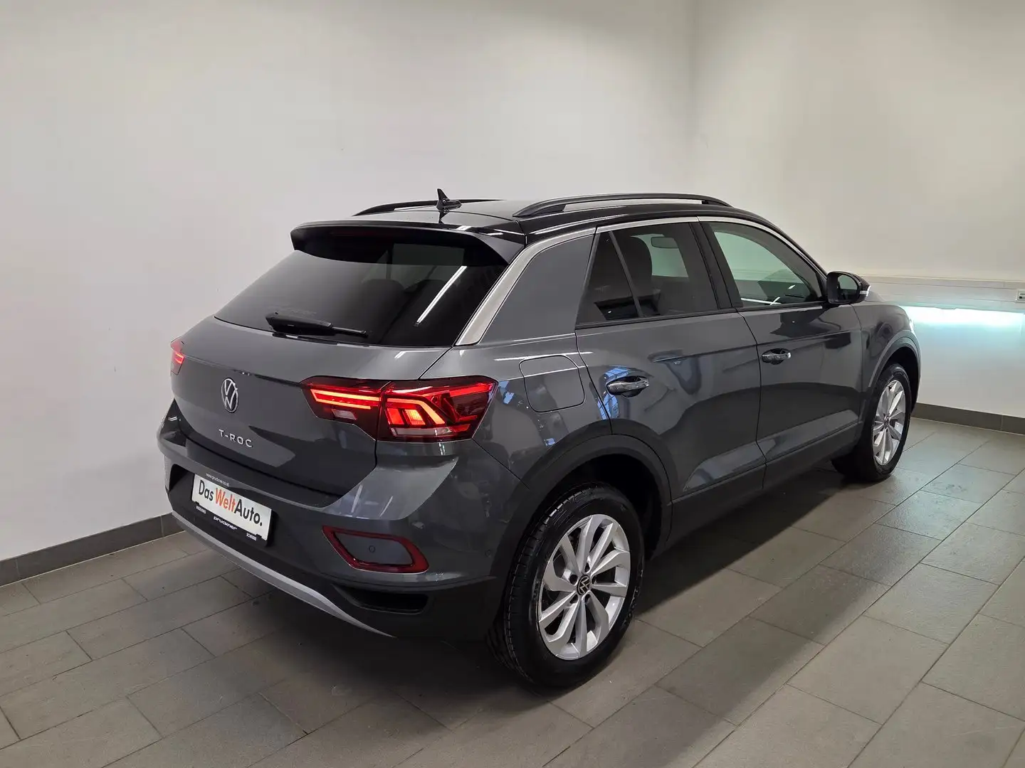 Volkswagen T-Roc Friends TSI DSG Grau - 2