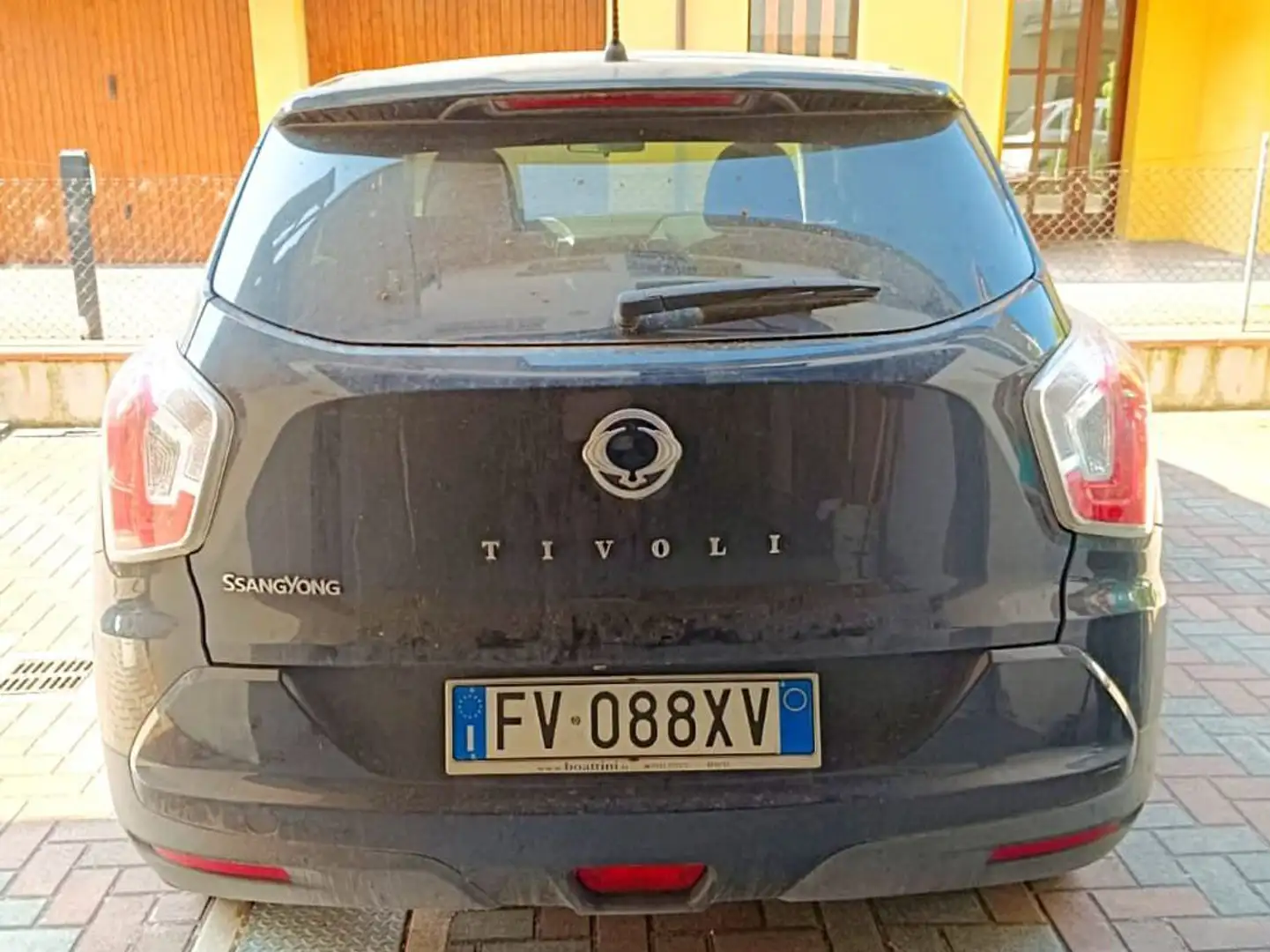 SsangYong Tivoli Tivoli 1.6 Easy Gpl 2wd my18 Nero - 1
