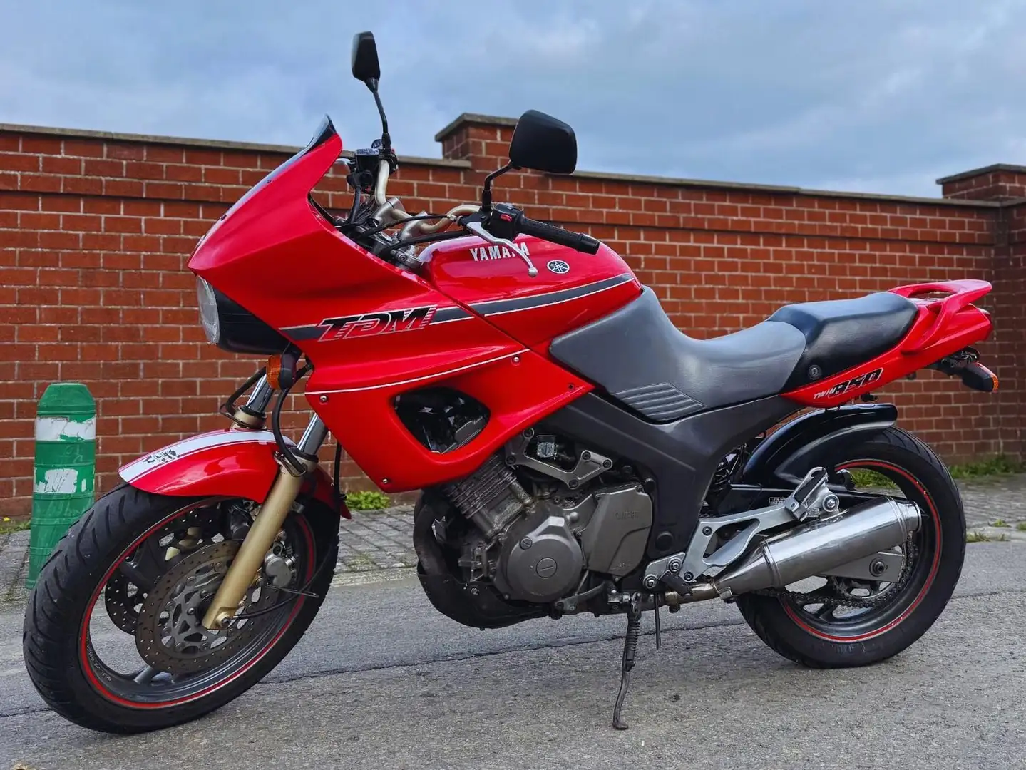 Yamaha TDM 850 Rouge - 1