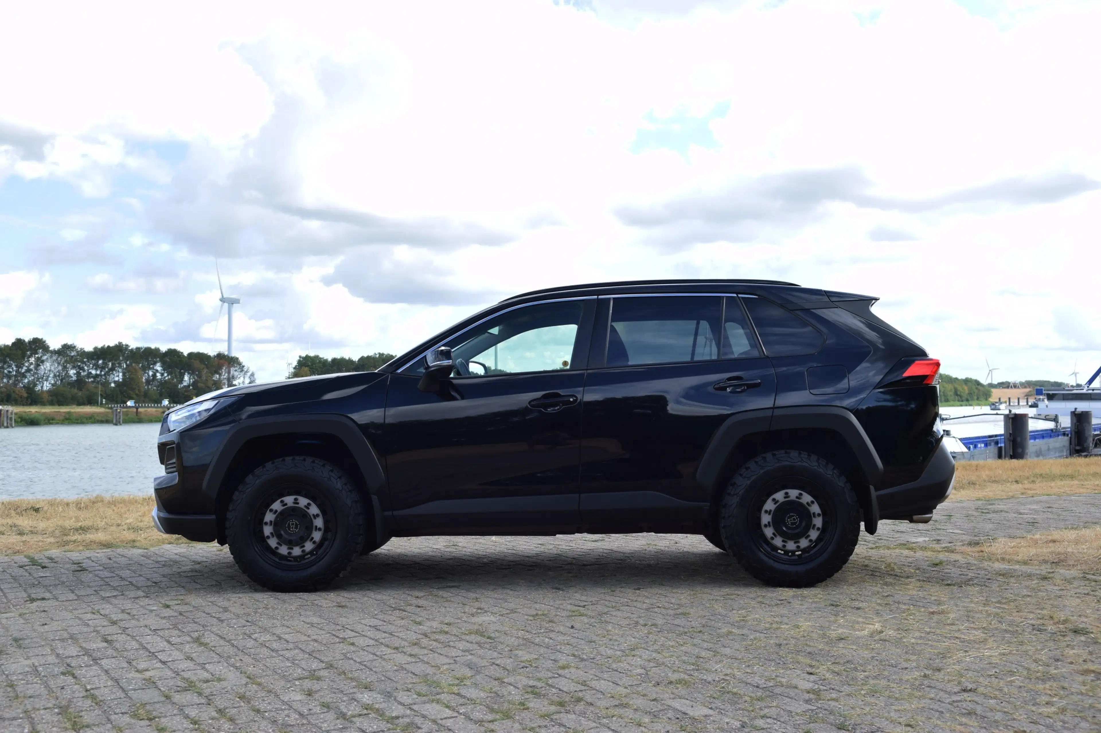 Toyota RAV 4 2.5 Hybrid AWD ADV. — photo 4