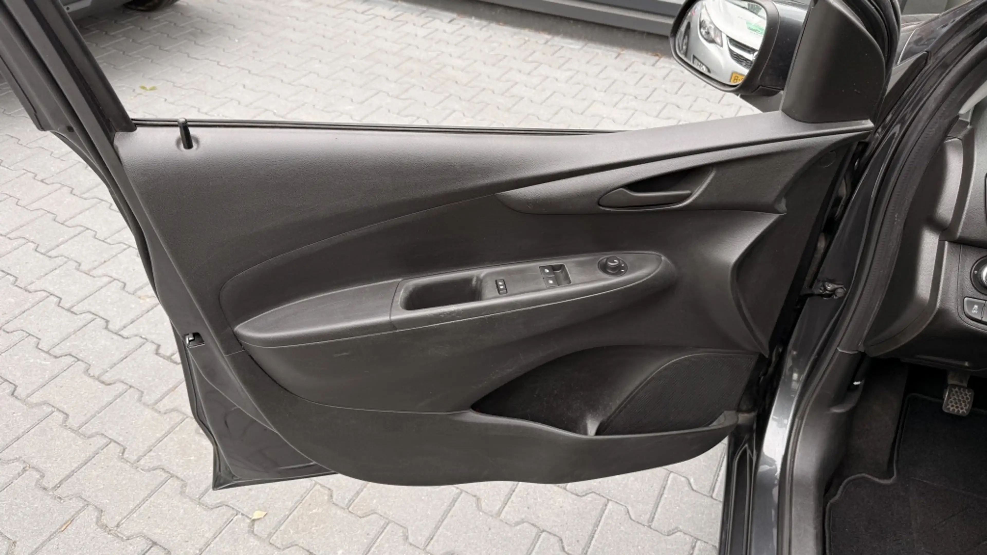 Opel Karl 1.0 120 Jaar Edition Airco NAP — photo 10