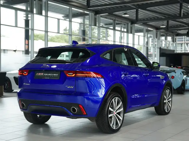 Jaguar E-Pace view 9