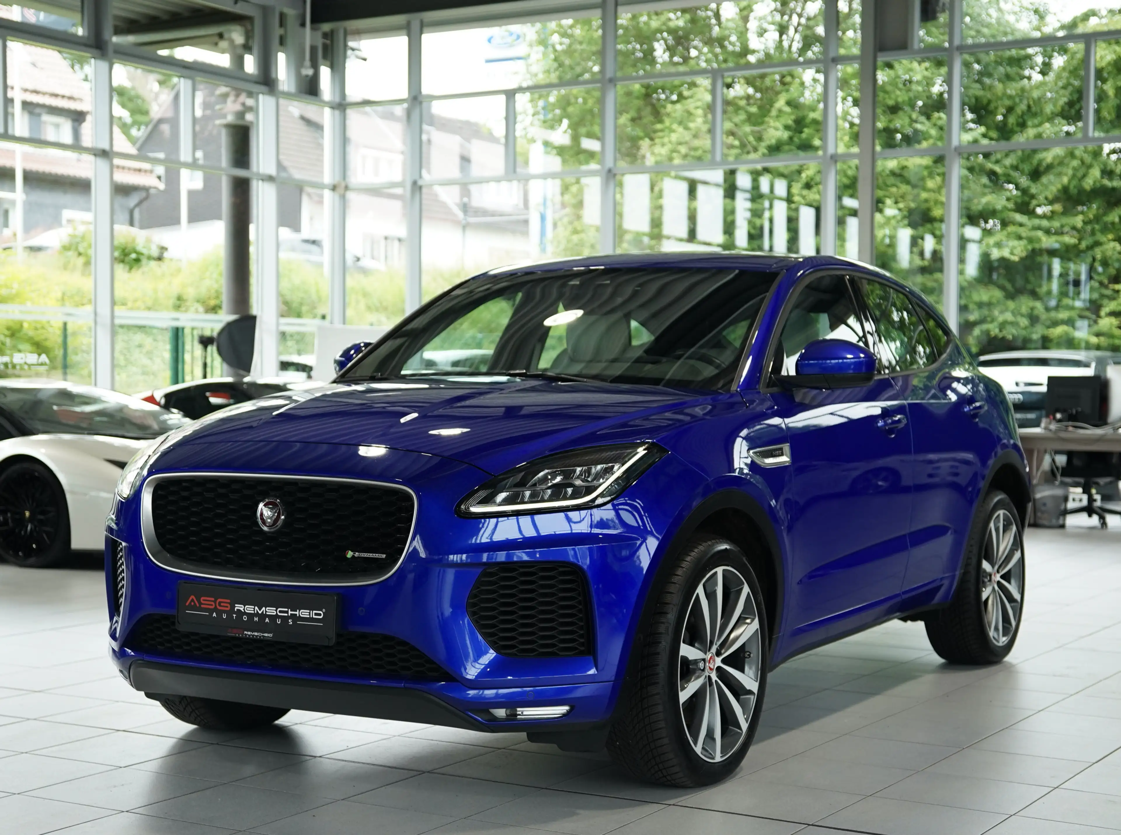 Jaguar E-Pace R-Dynamic HSE AWD *Pano *H-UP *Memory — photo 5