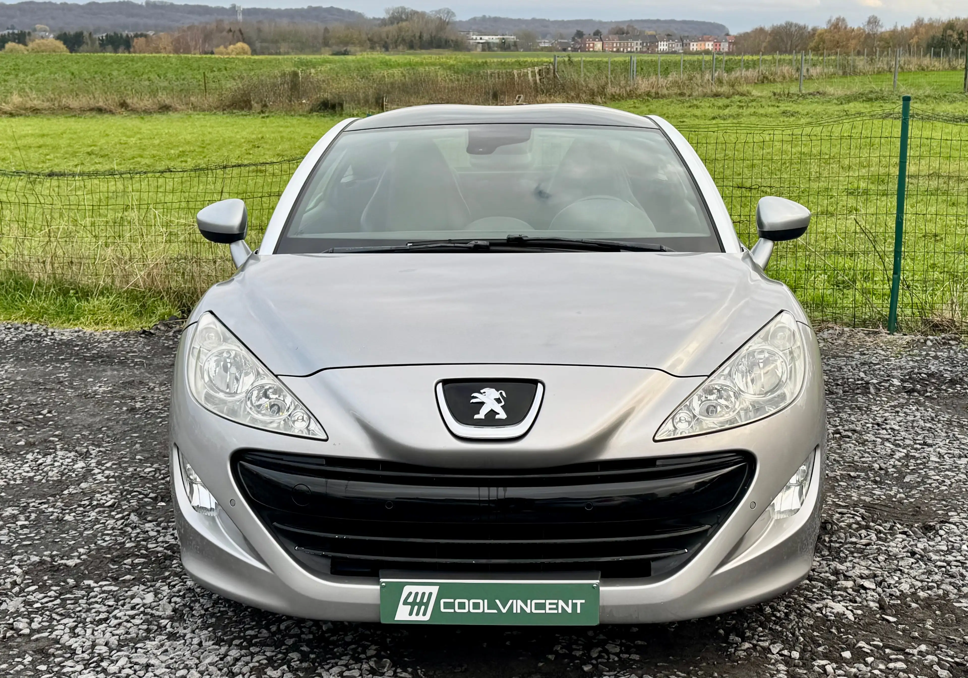 Peugeot RCZ 2.0 HDI - Sg chauffants - Bluetooth - Intr cuir — photo 2