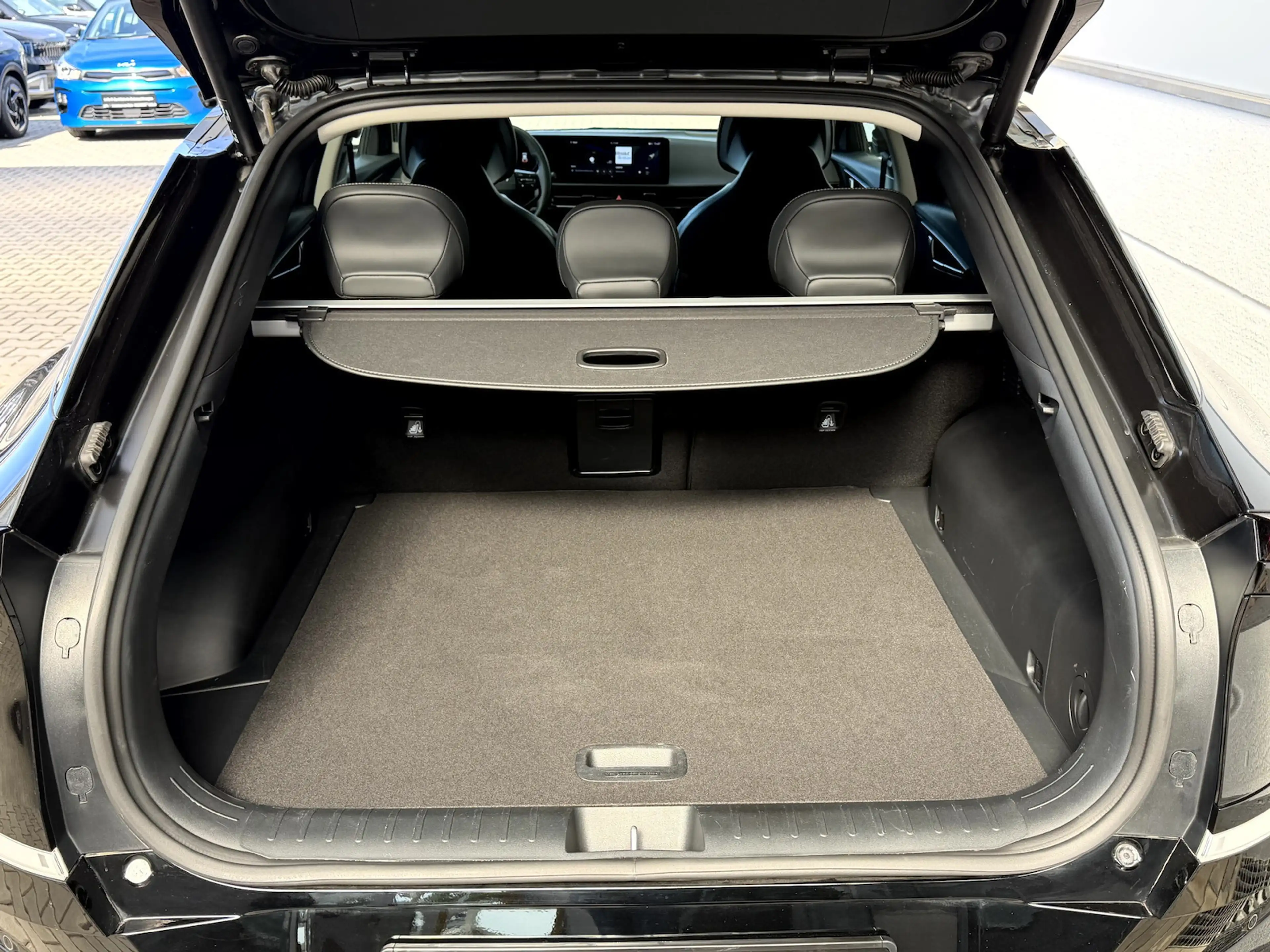 Kia EV6 84 EARTH | RWD | DRI | COM | ASS | SOU | WP — photo 11