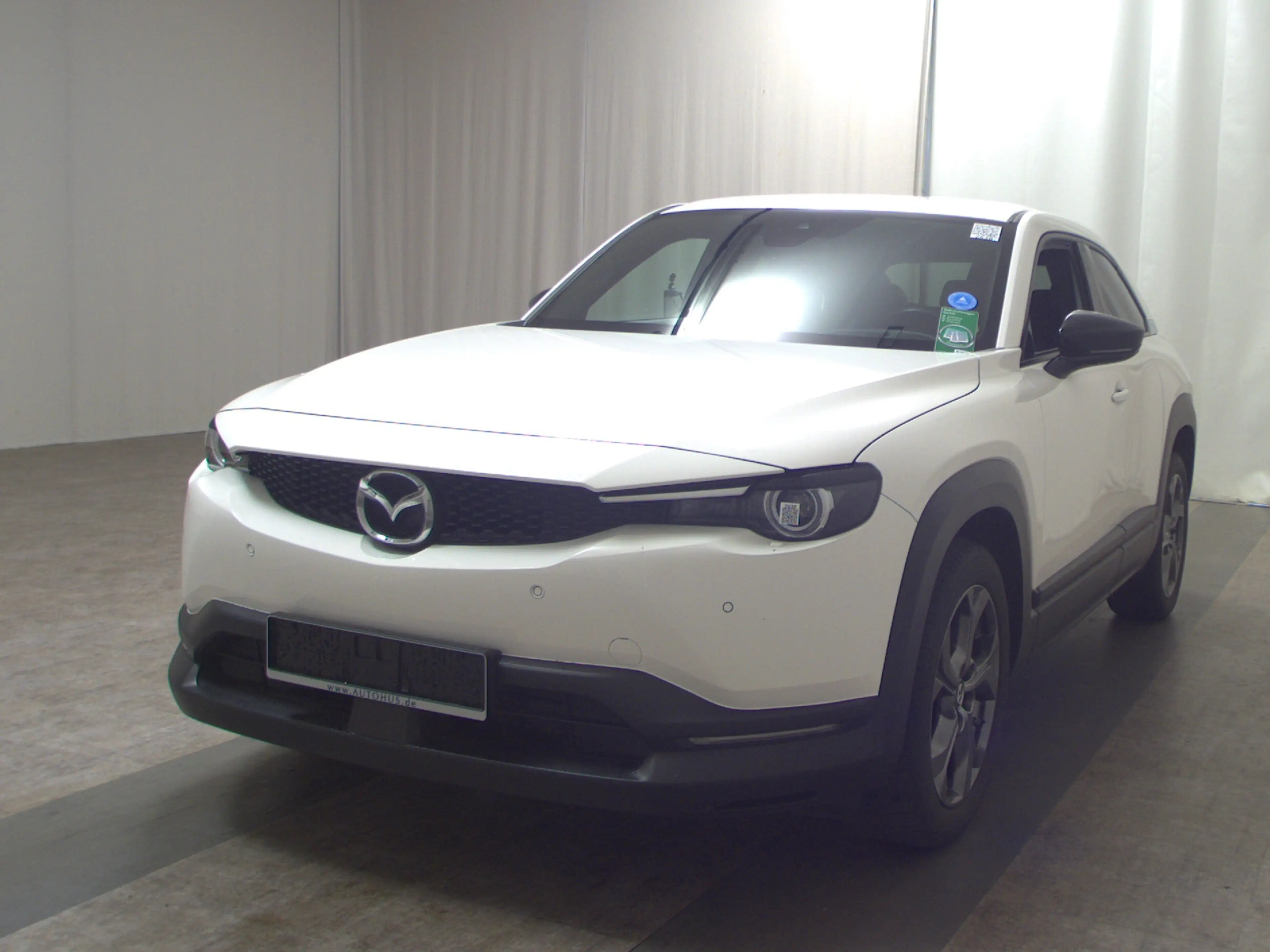 Mazda MX-30 e-Skyactiv T-Leder Navi LED HuD — photo 2