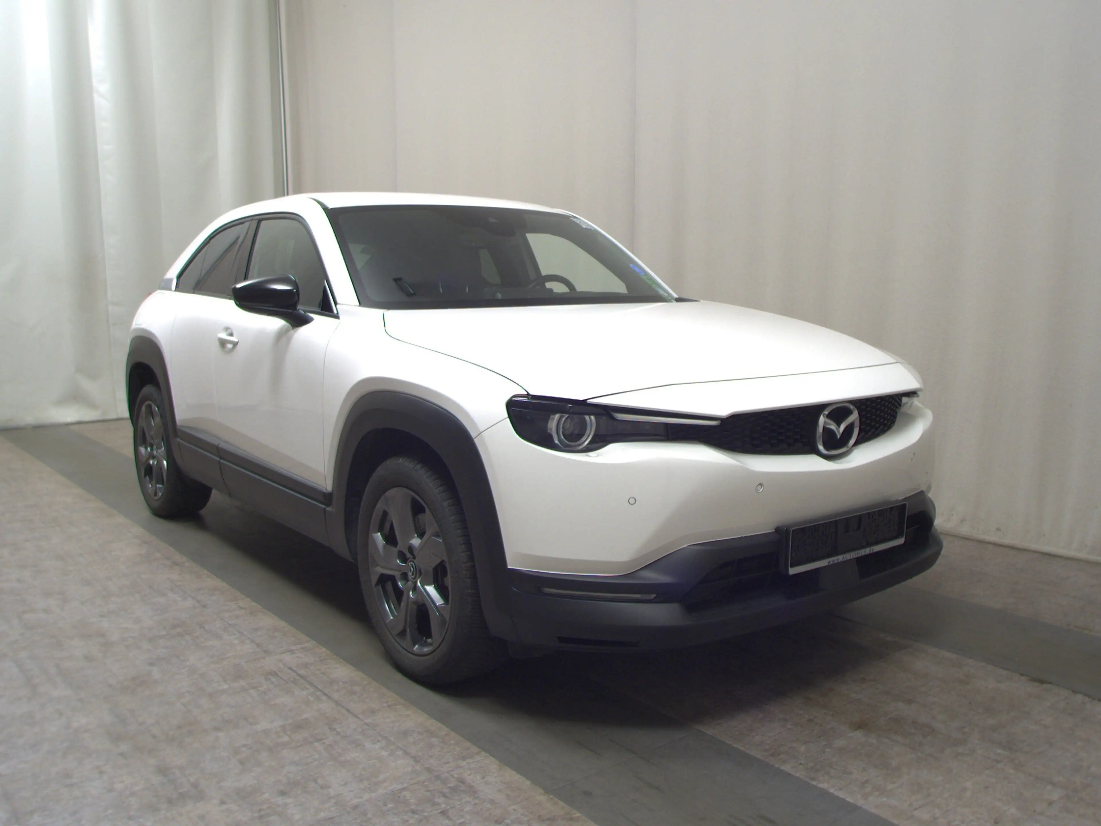 Mazda MX-30 e-Skyactiv T-Leder Navi LED HuD — photo 3