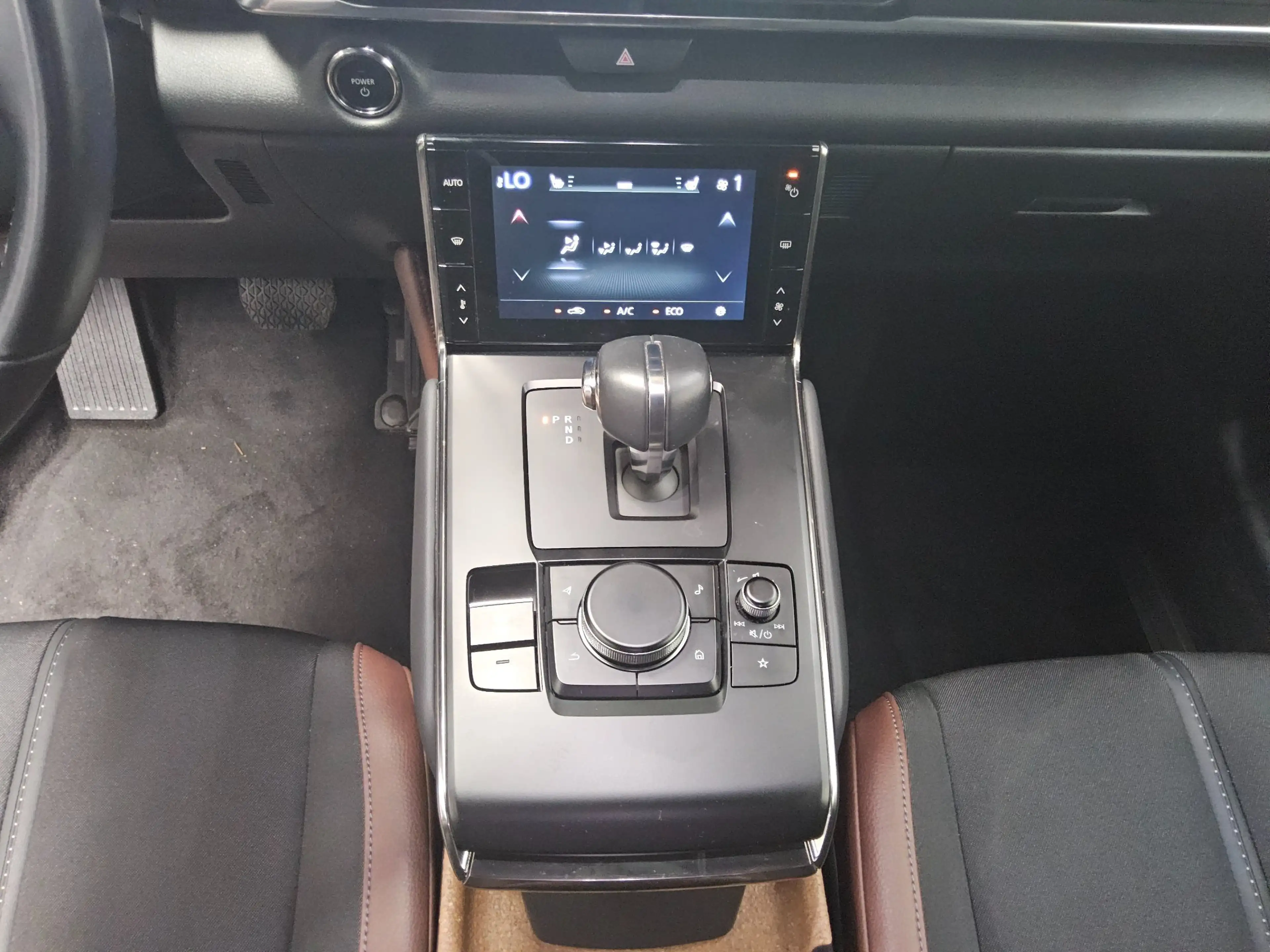 Mazda MX-30 e-Skyactiv T-Leder Navi LED HuD — photo 6