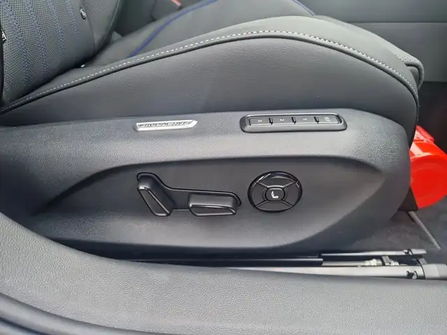 Volkswagen Passat Variant Sport TDI 4MOTION DSG Ansicht 10