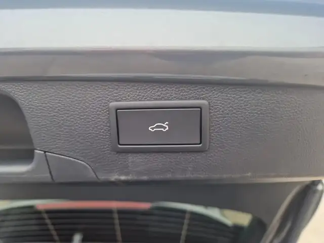 Volkswagen Passat Variant Sport TDI 4MOTION DSG Ansicht 23