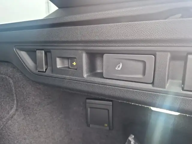 Volkswagen Passat Variant Sport TDI 4MOTION DSG Ansicht 21