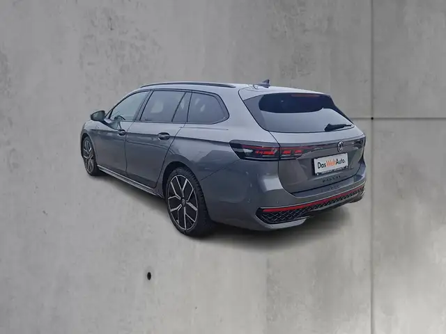 Volkswagen Passat Variant Sport TDI 4MOTION DSG Ansicht 3