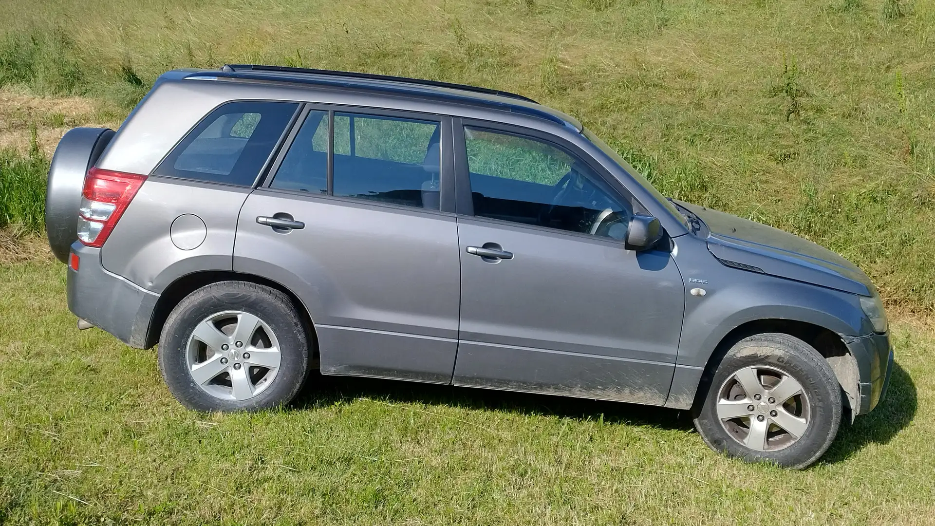 Suzuki Grand Vitara Grand Vitara II 2006 5p 1.9 ddis Grigio - 1