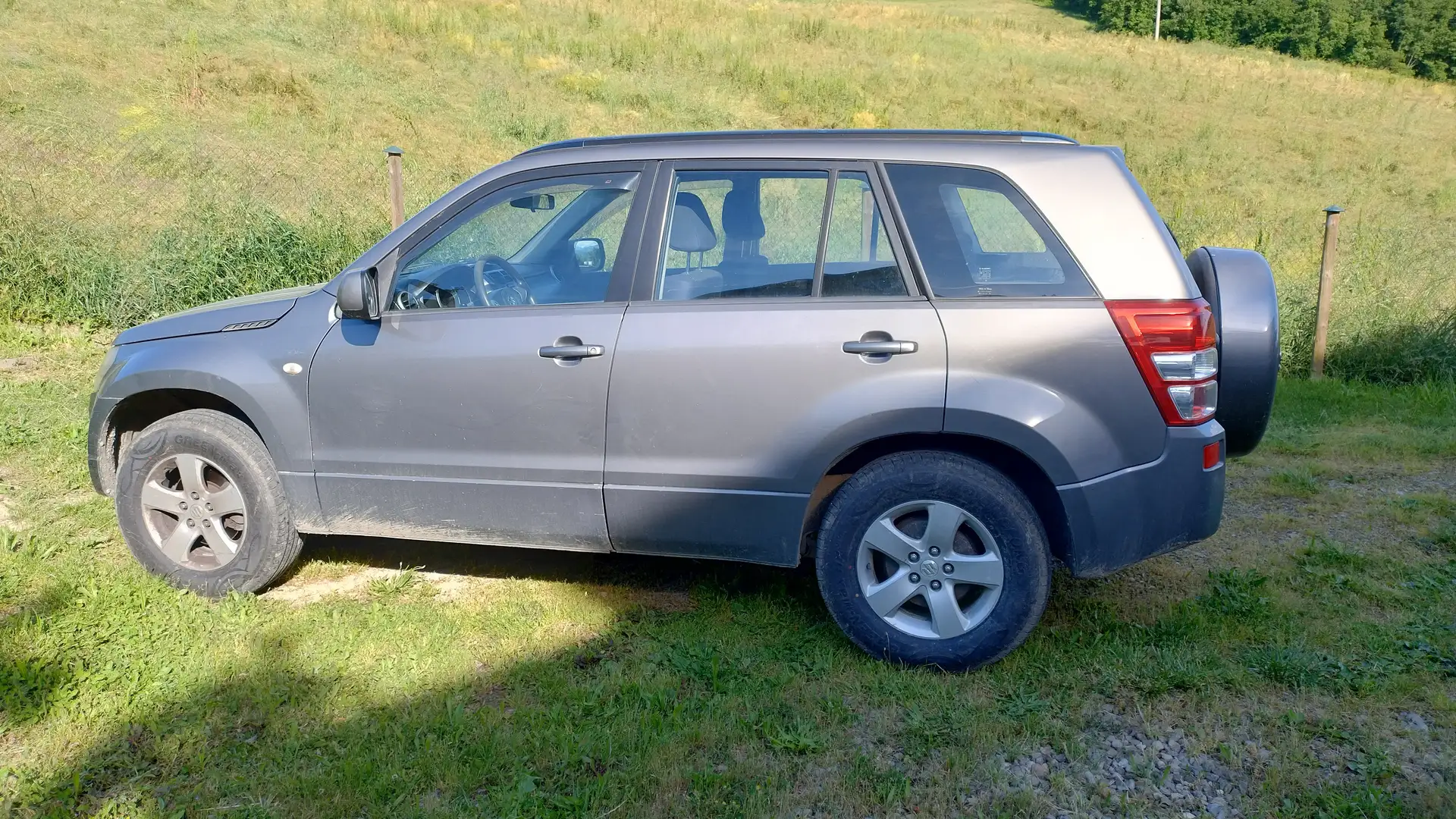 Suzuki Grand Vitara Grand Vitara II 2006 5p 1.9 ddis Grigio - 2