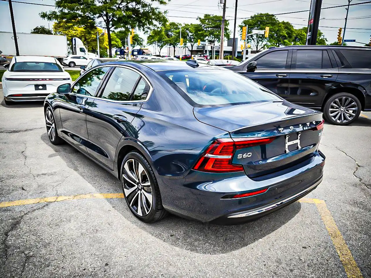 Volvo S60 снимка Volvo S60