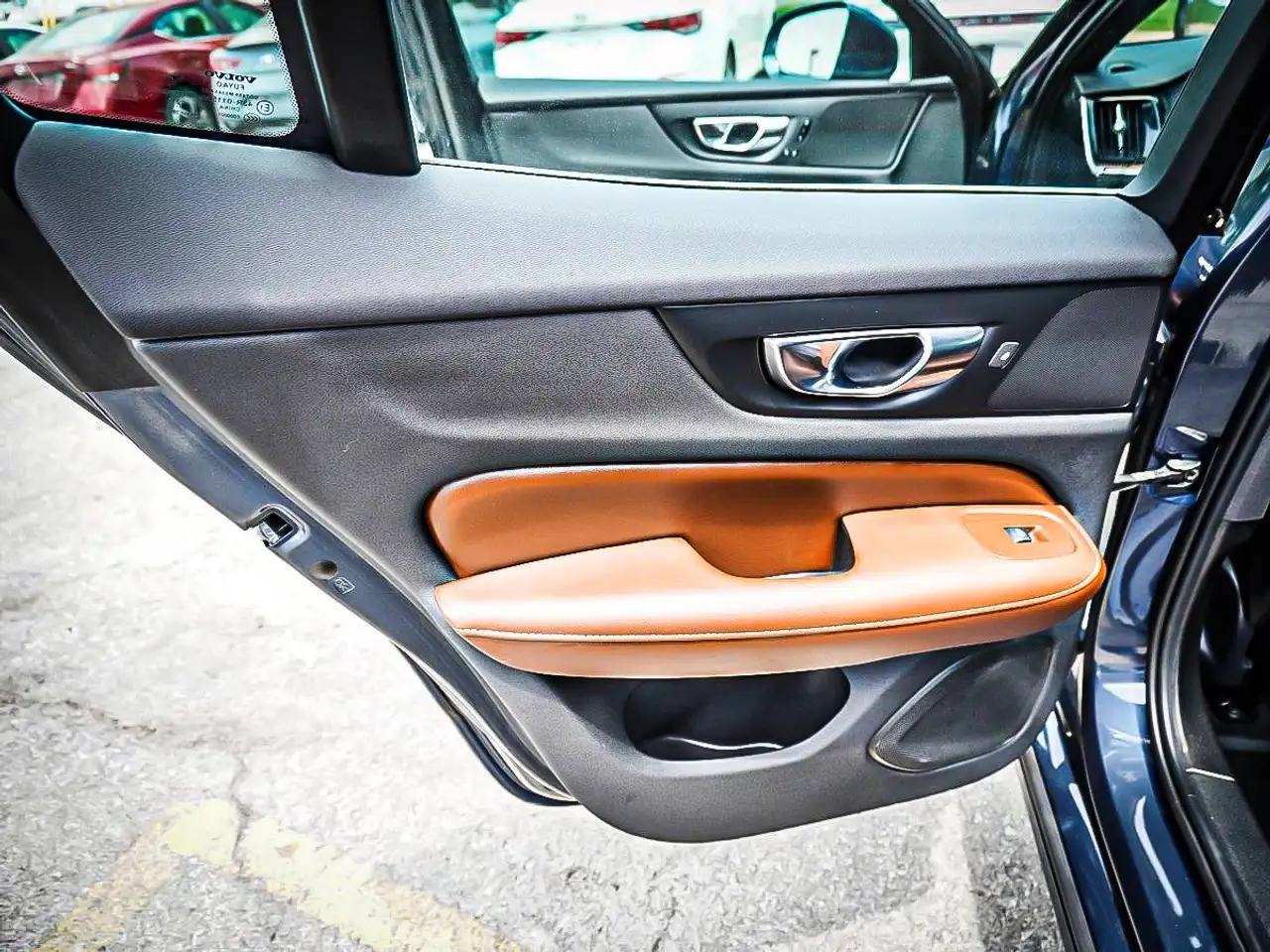Volvo S60 снимка Volvo S60