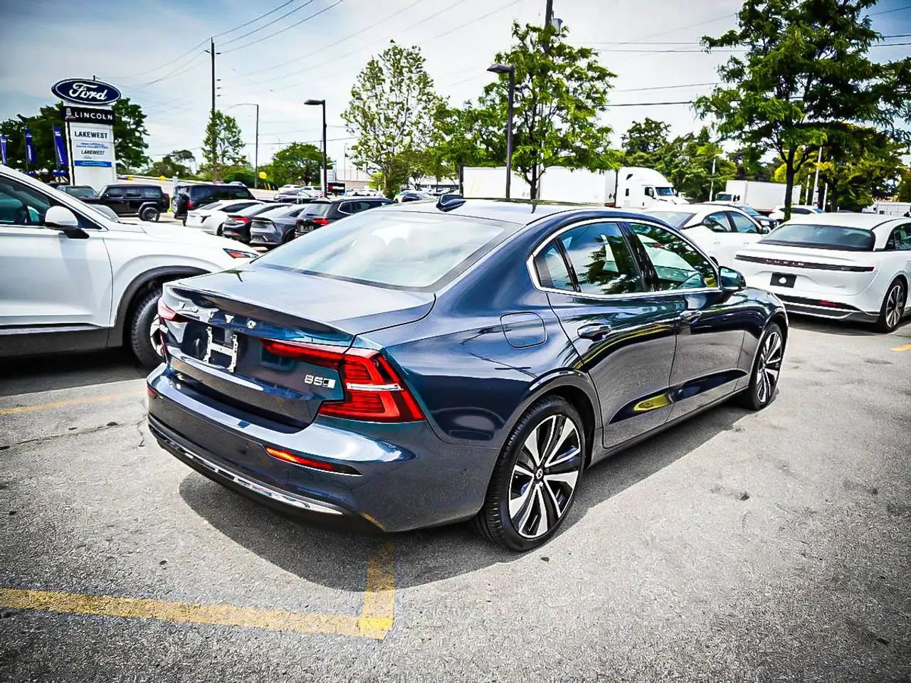 Volvo S60 снимка Volvo S60